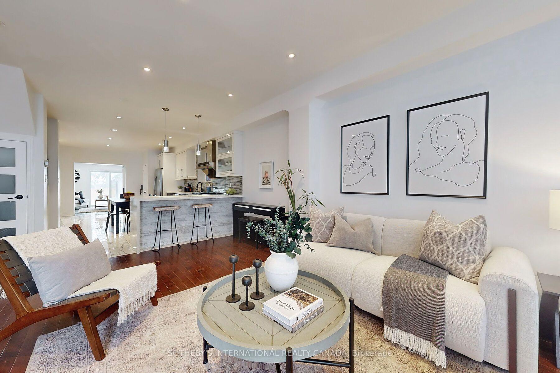 1271 Gerrard Street E, Toronto