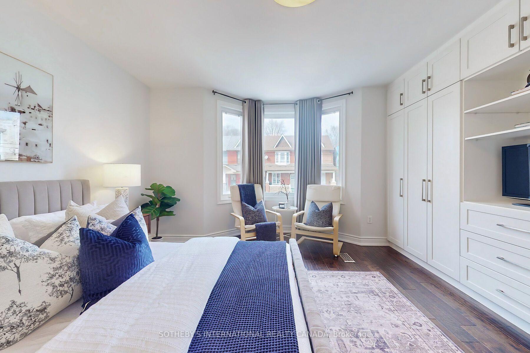 1271 Gerrard Street E, Toronto