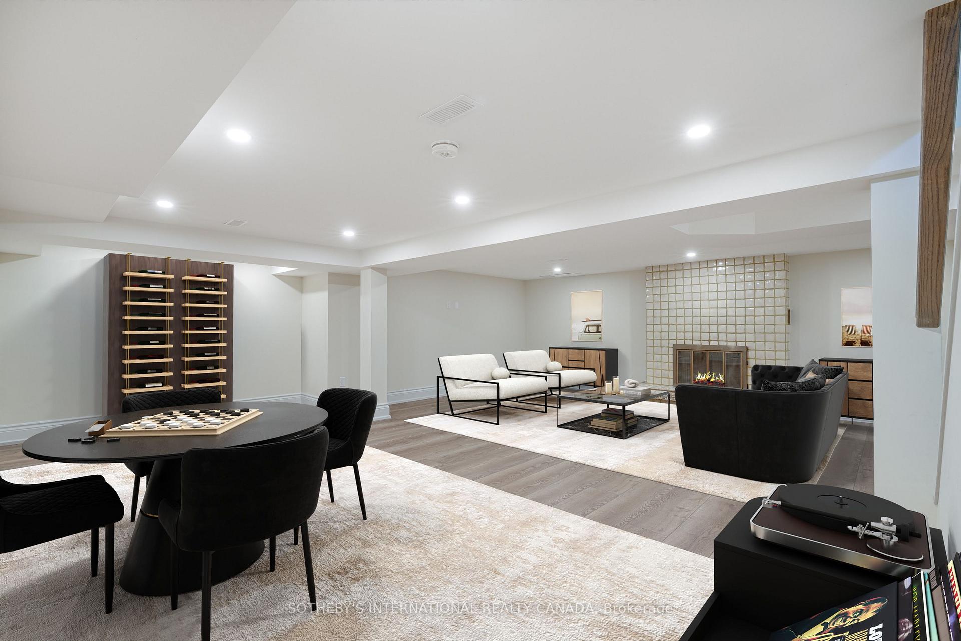 787 Simcoe Street N
