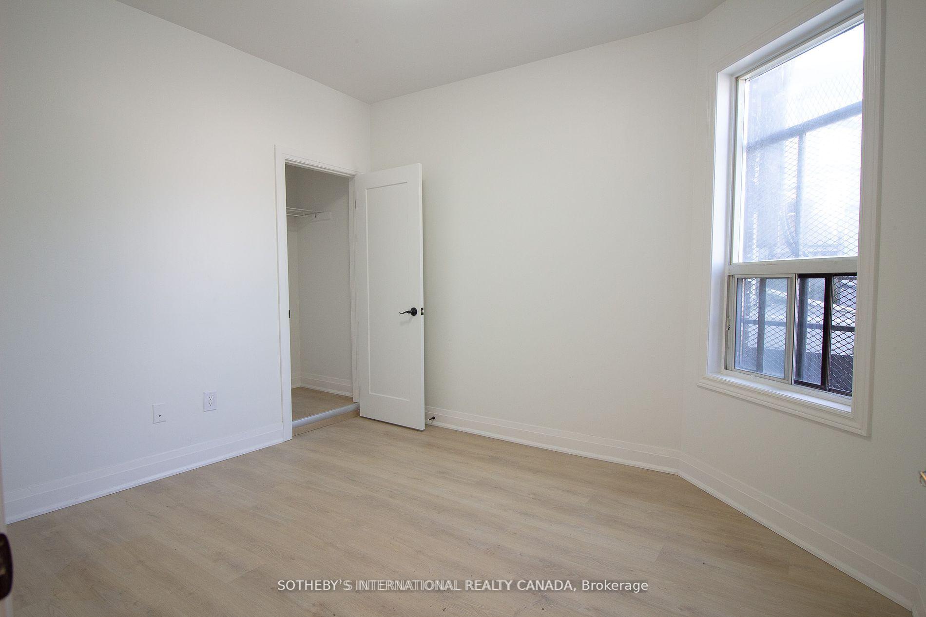 1026 Queen Street Upper, Toronto Unit: Upper