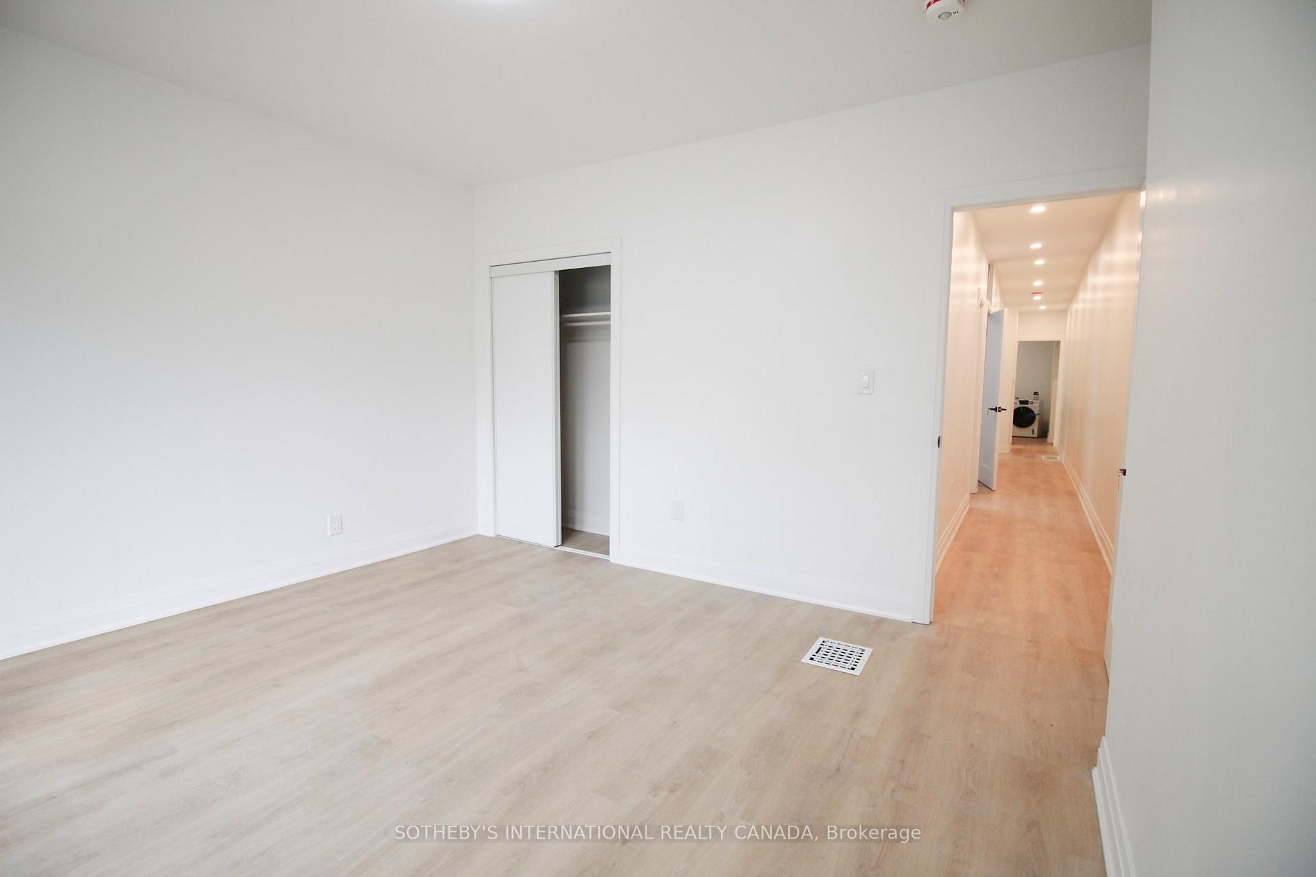 1026 Queen Street Upper, Toronto Unit: Upper
