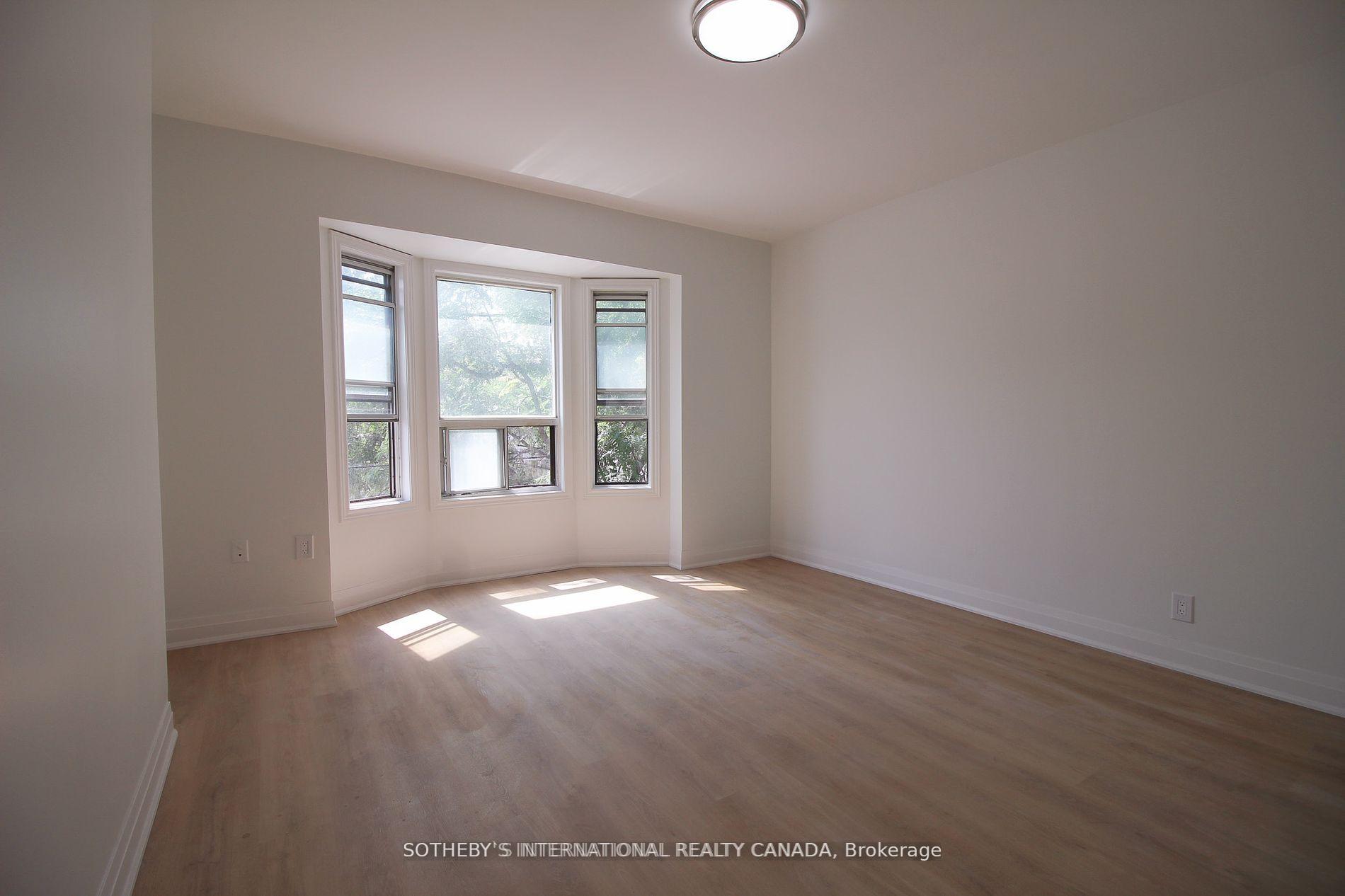 1026 Queen Street Upper, Toronto Unit: Upper