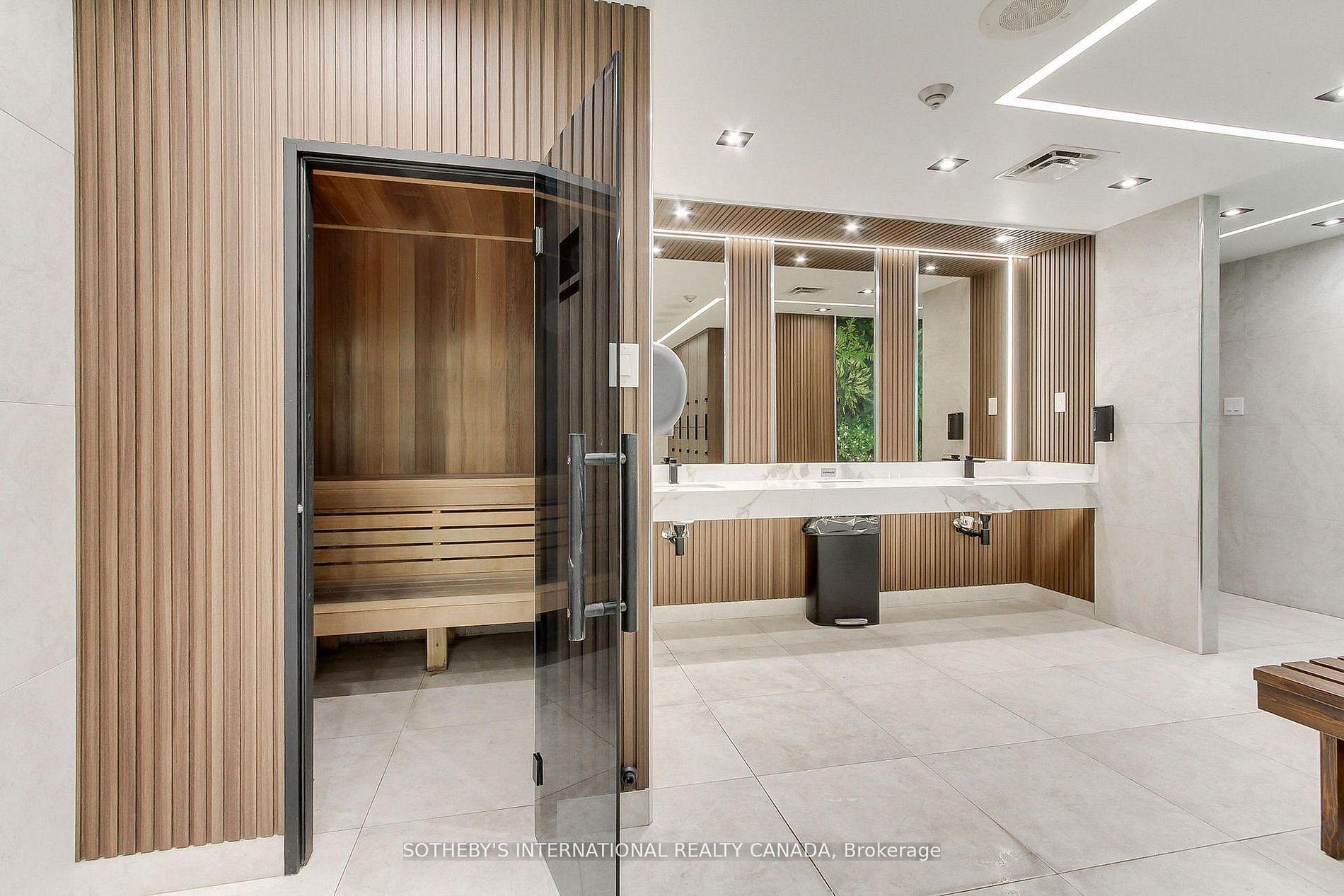 40 Harding Boulevard W 301