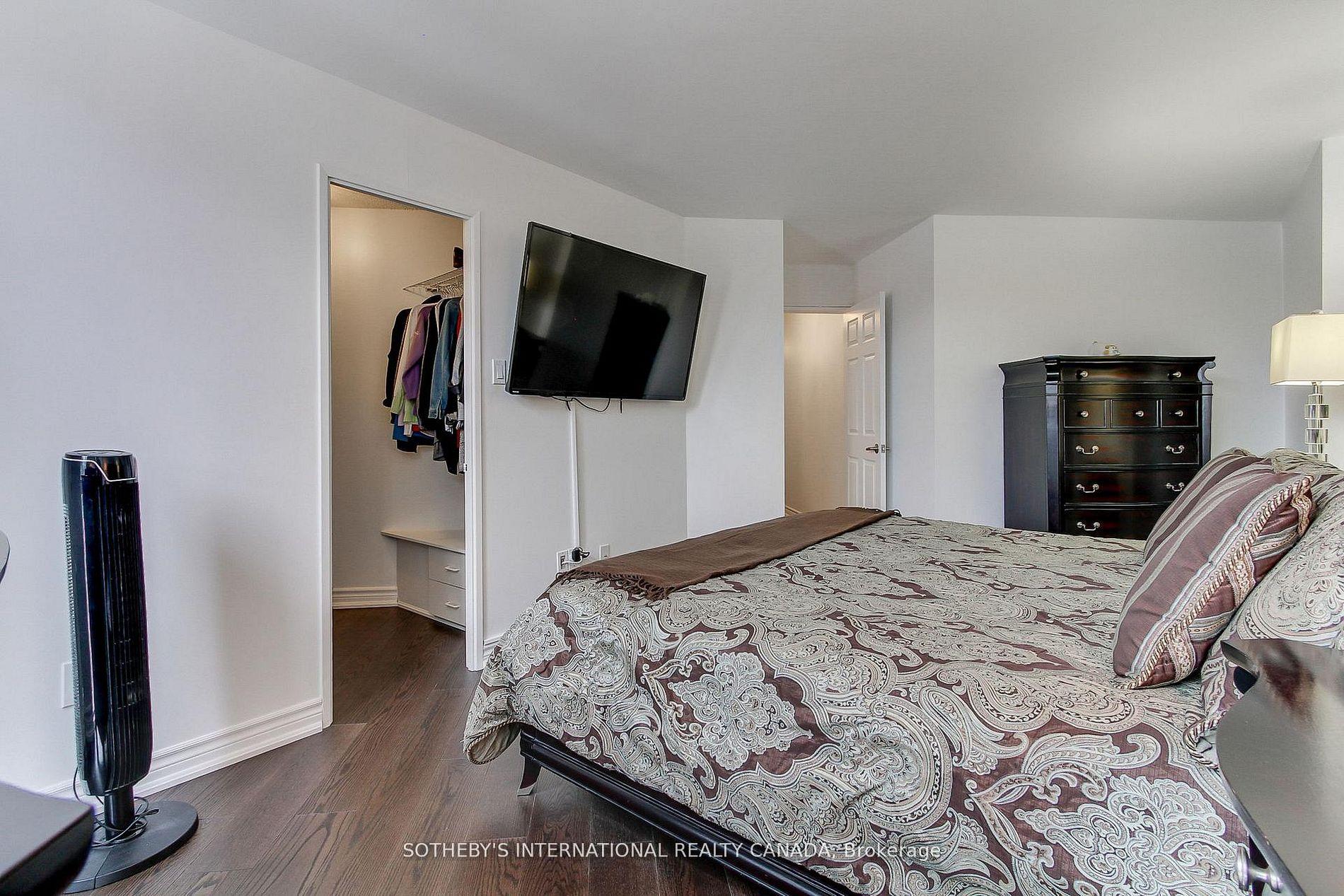 40 Harding Boulevard W 301