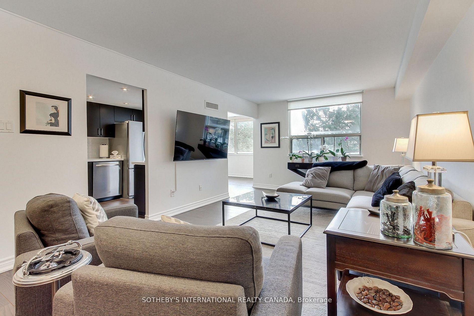 40 Harding Boulevard W 301