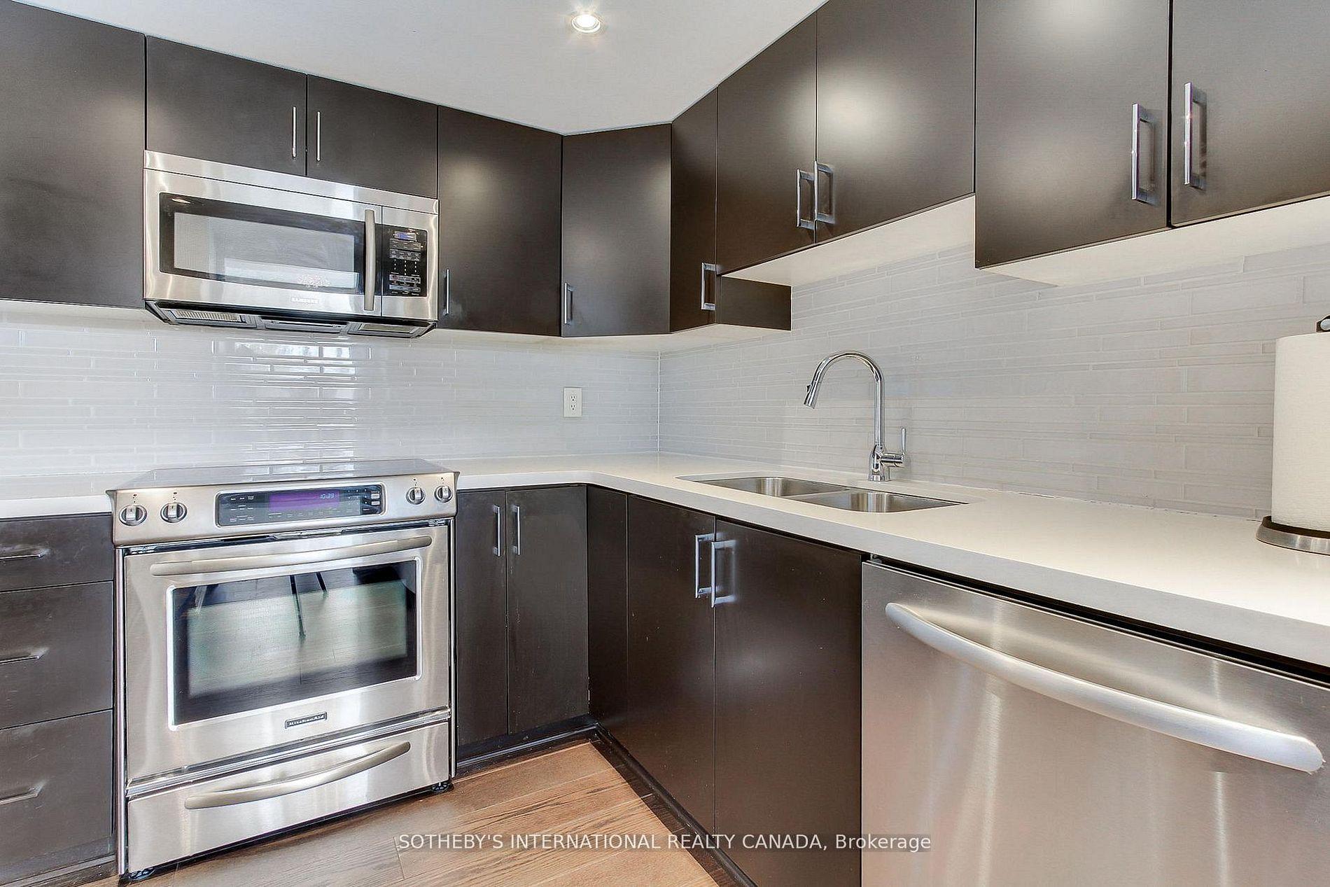 40 Harding Boulevard W 301