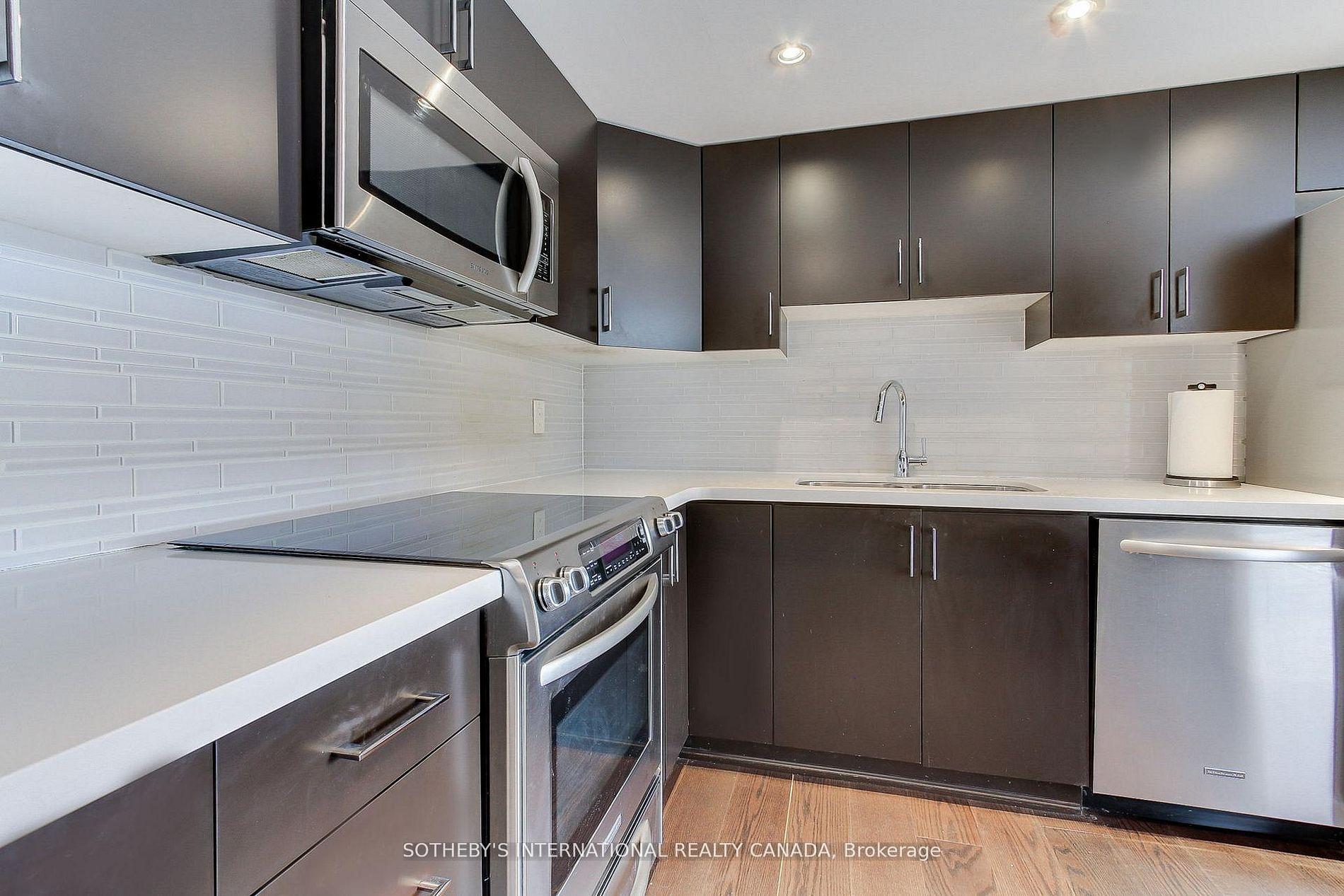 40 Harding Boulevard W 301