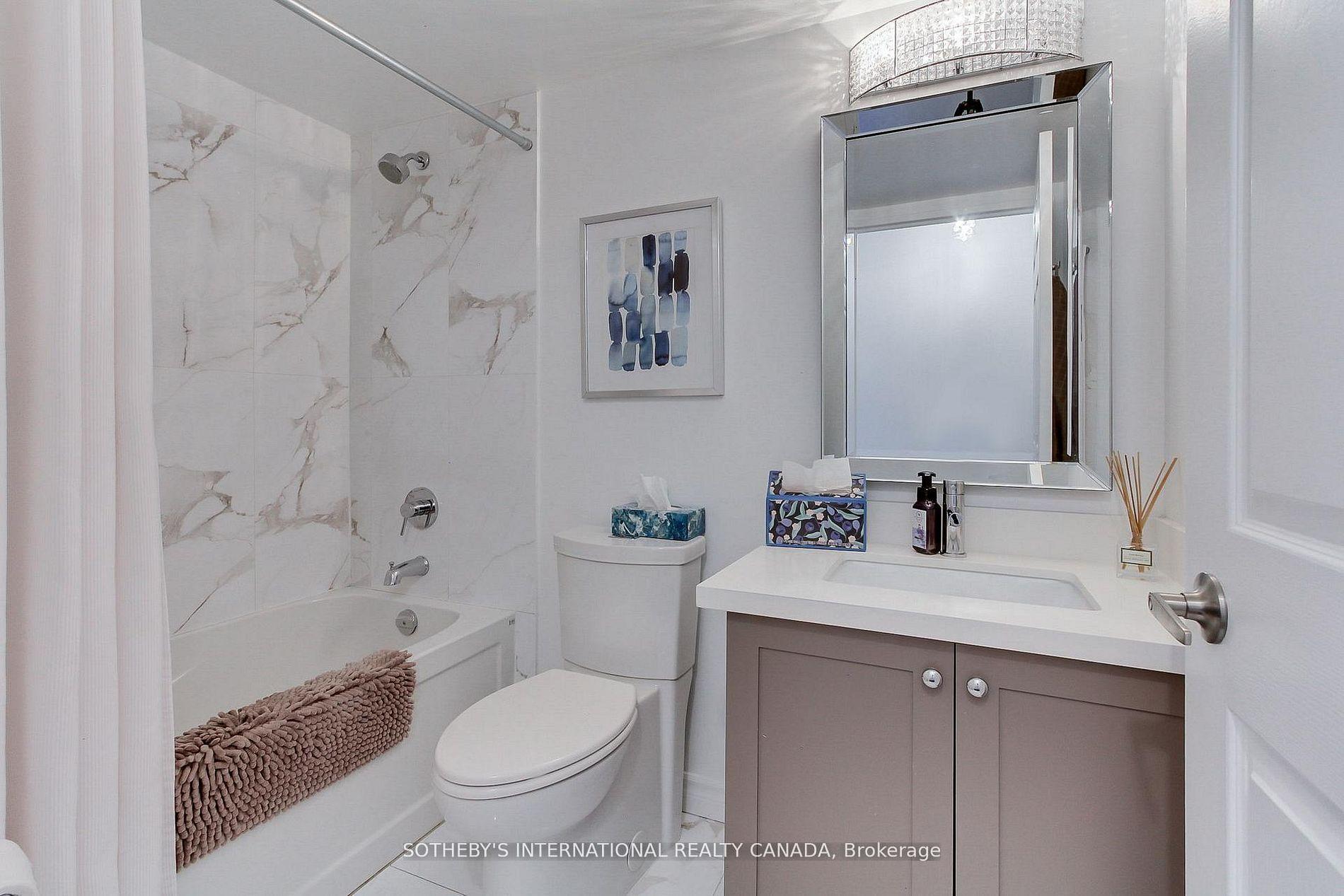 40 Harding Boulevard W 301