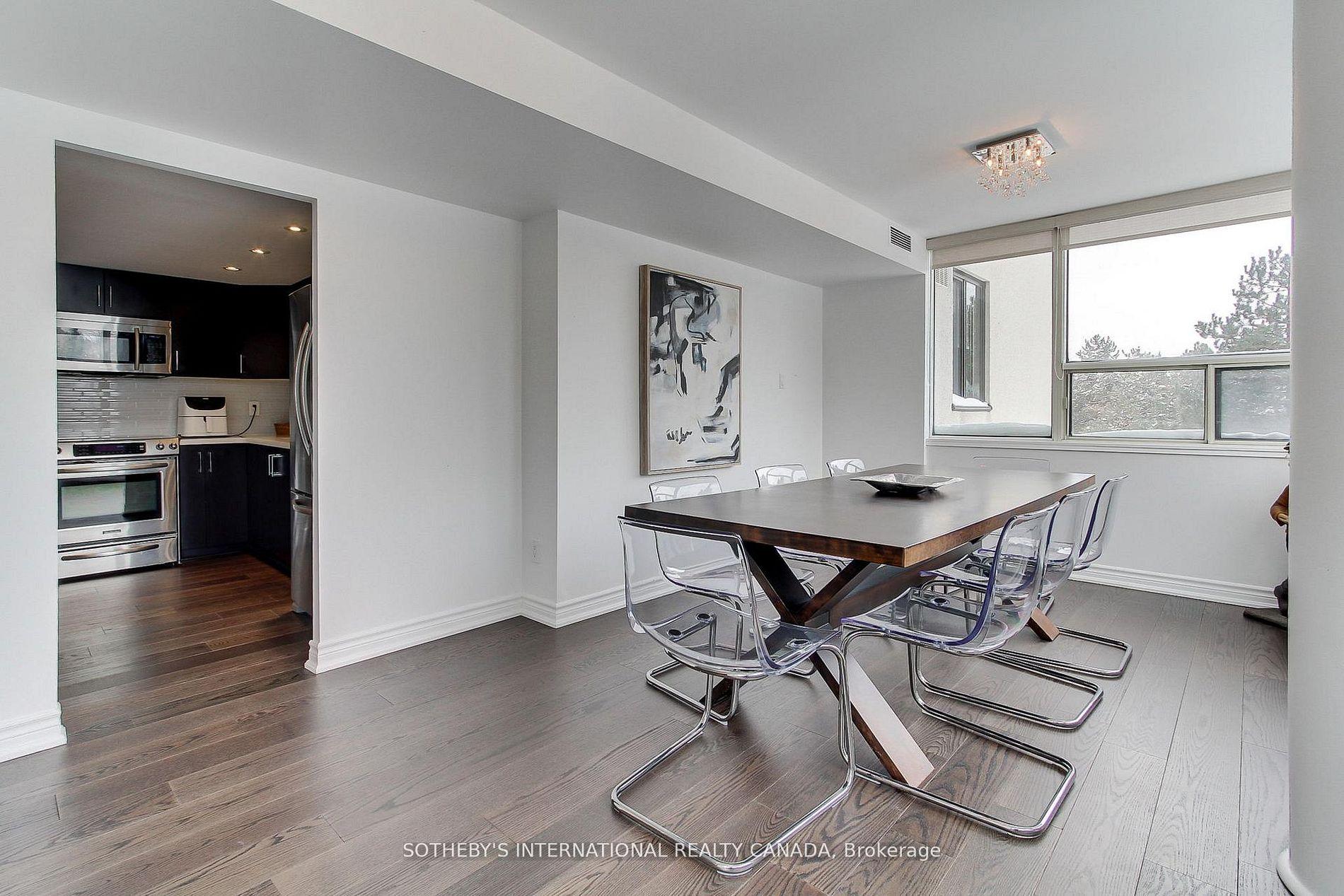 40 Harding Boulevard W 301