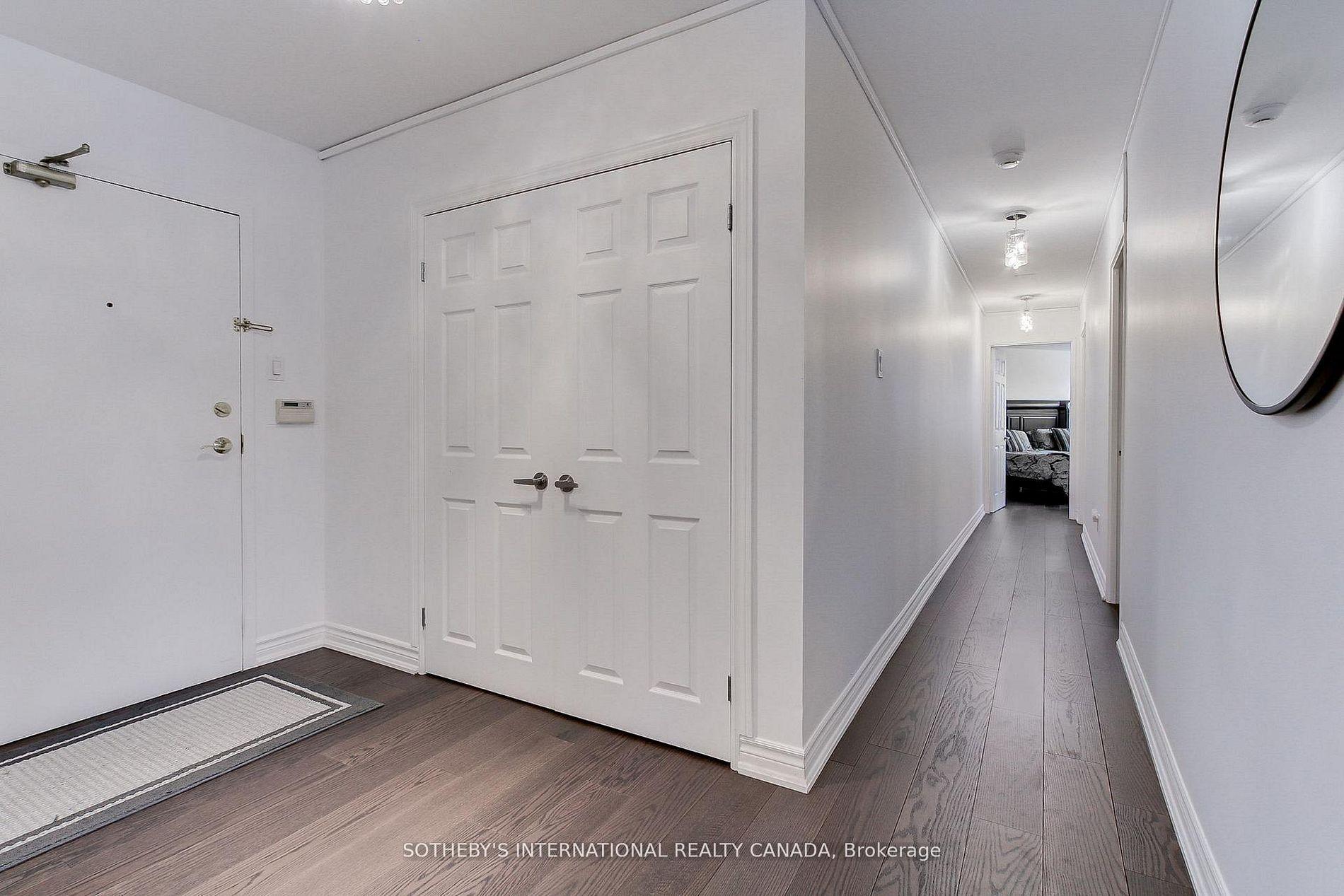 40 Harding Boulevard W 301