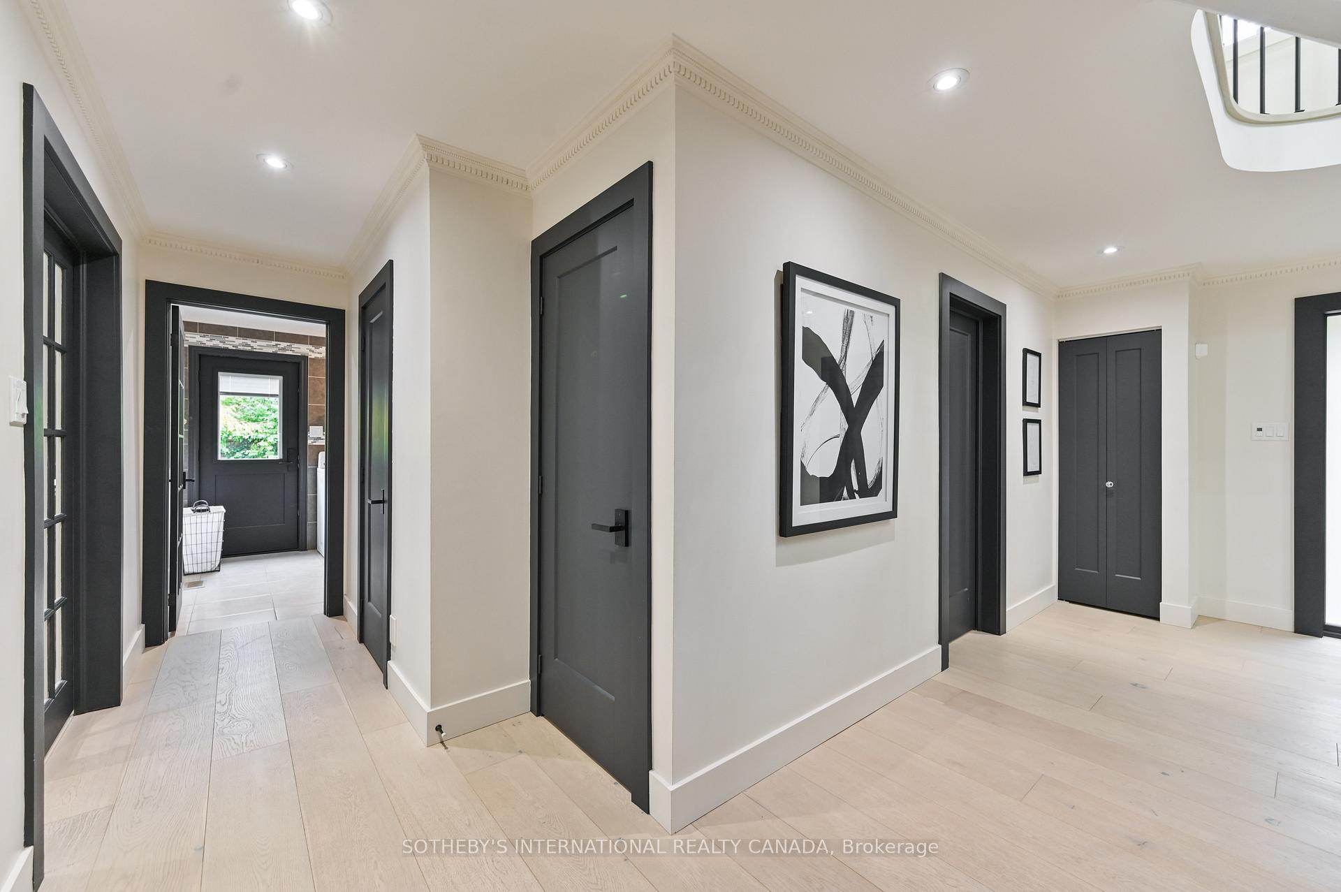 23 Hill Farm Road