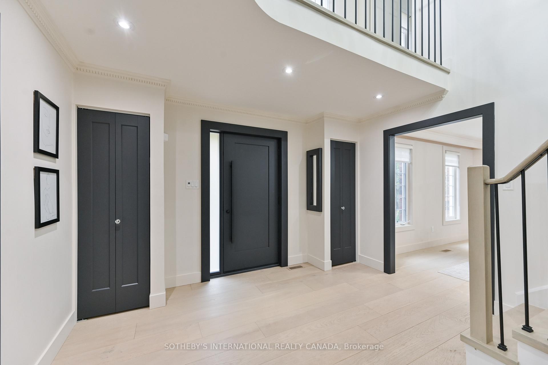 23 Hill Farm Road