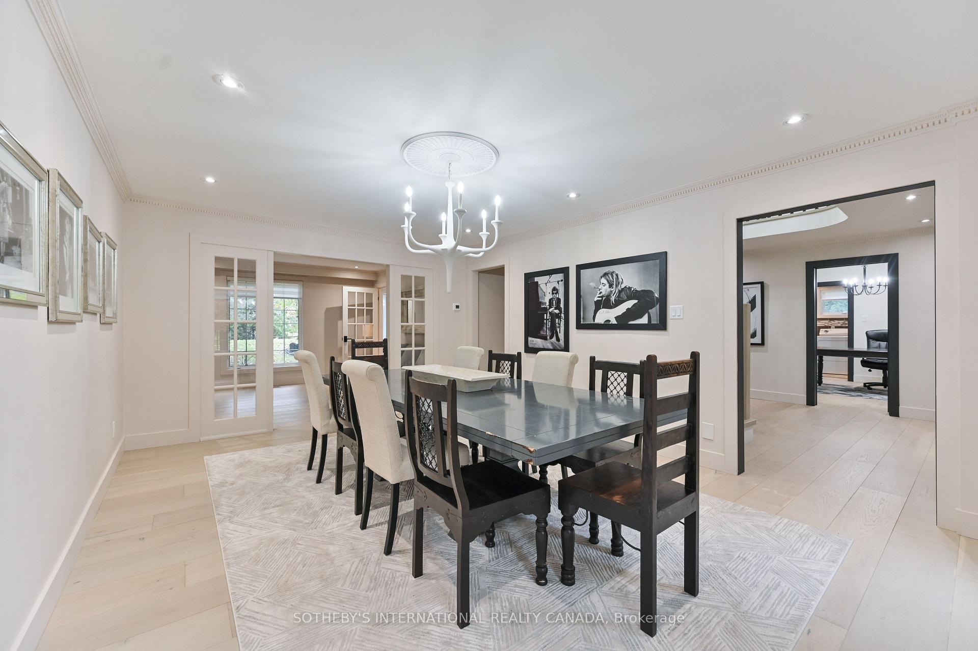 23 Hill Farm Road