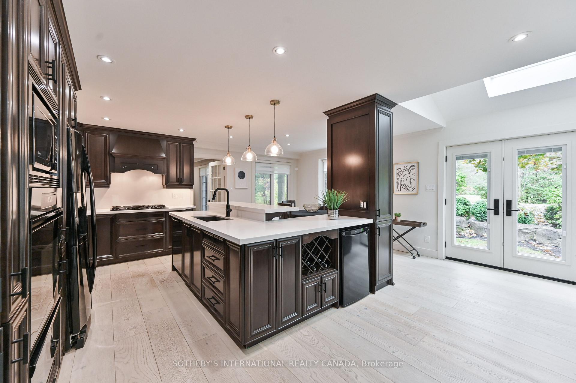 23 Hill Farm Road