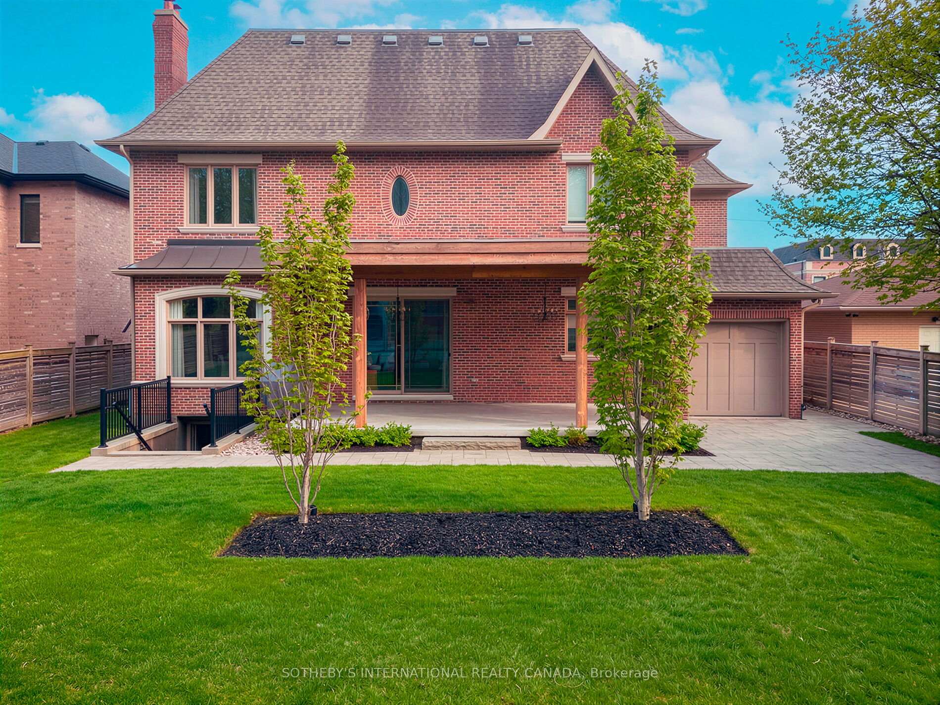 6 Weller Crescent