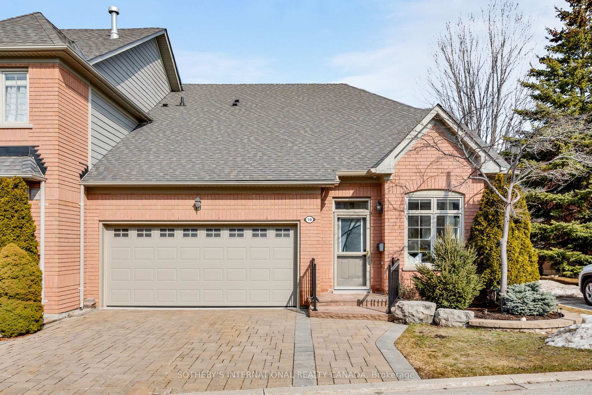 10 Belle Terre Way