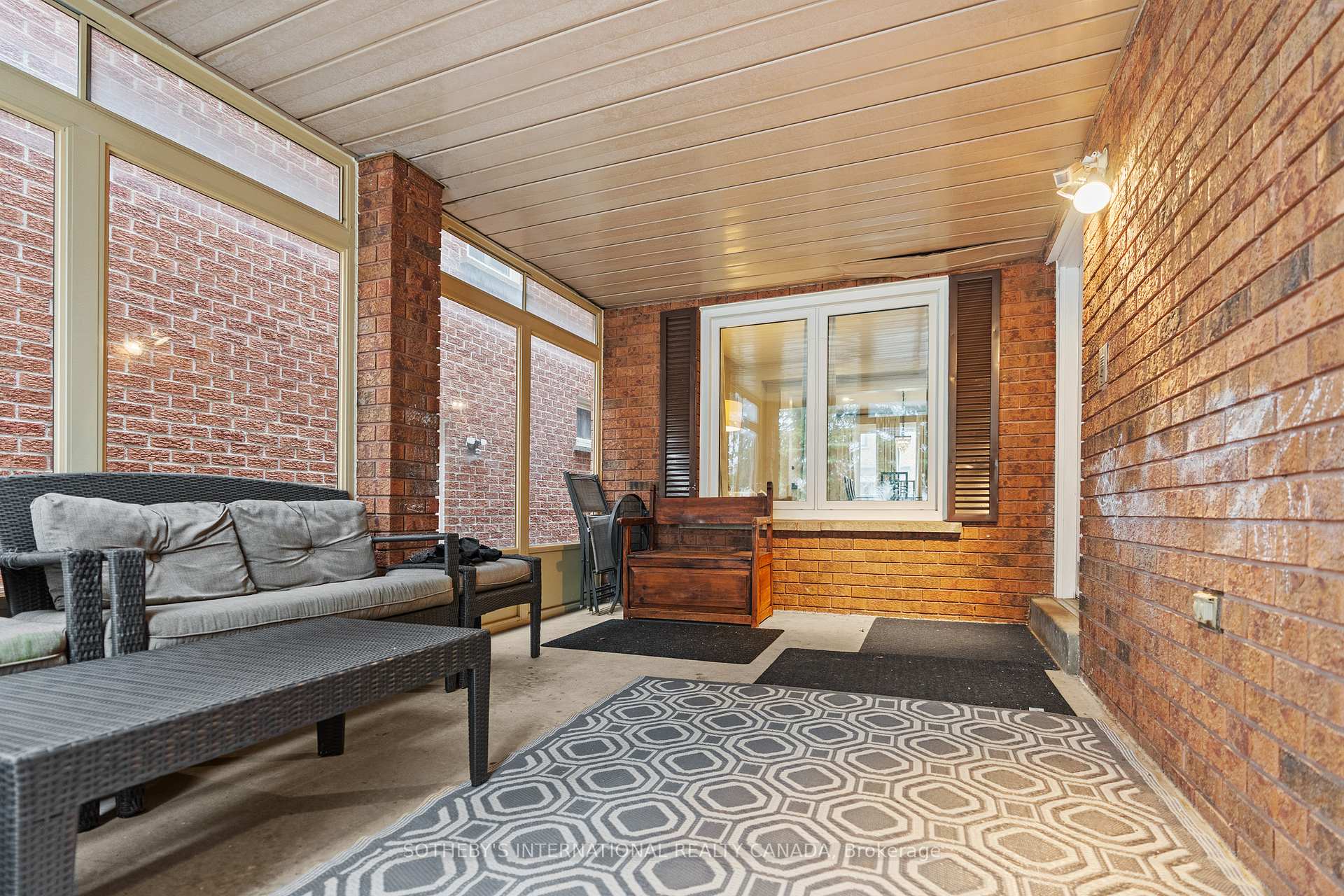 388 Brownridge Drive