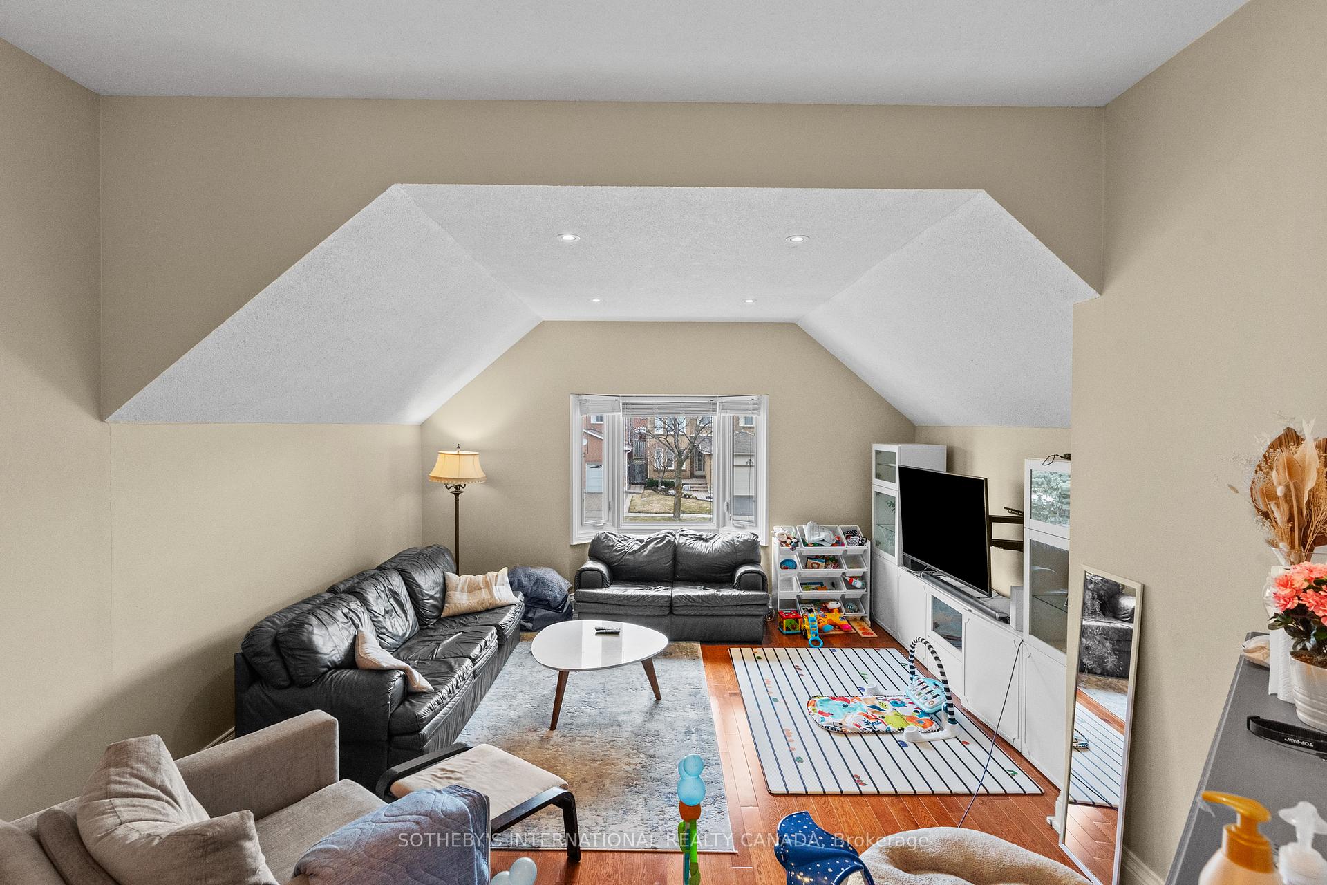 388 Brownridge Drive