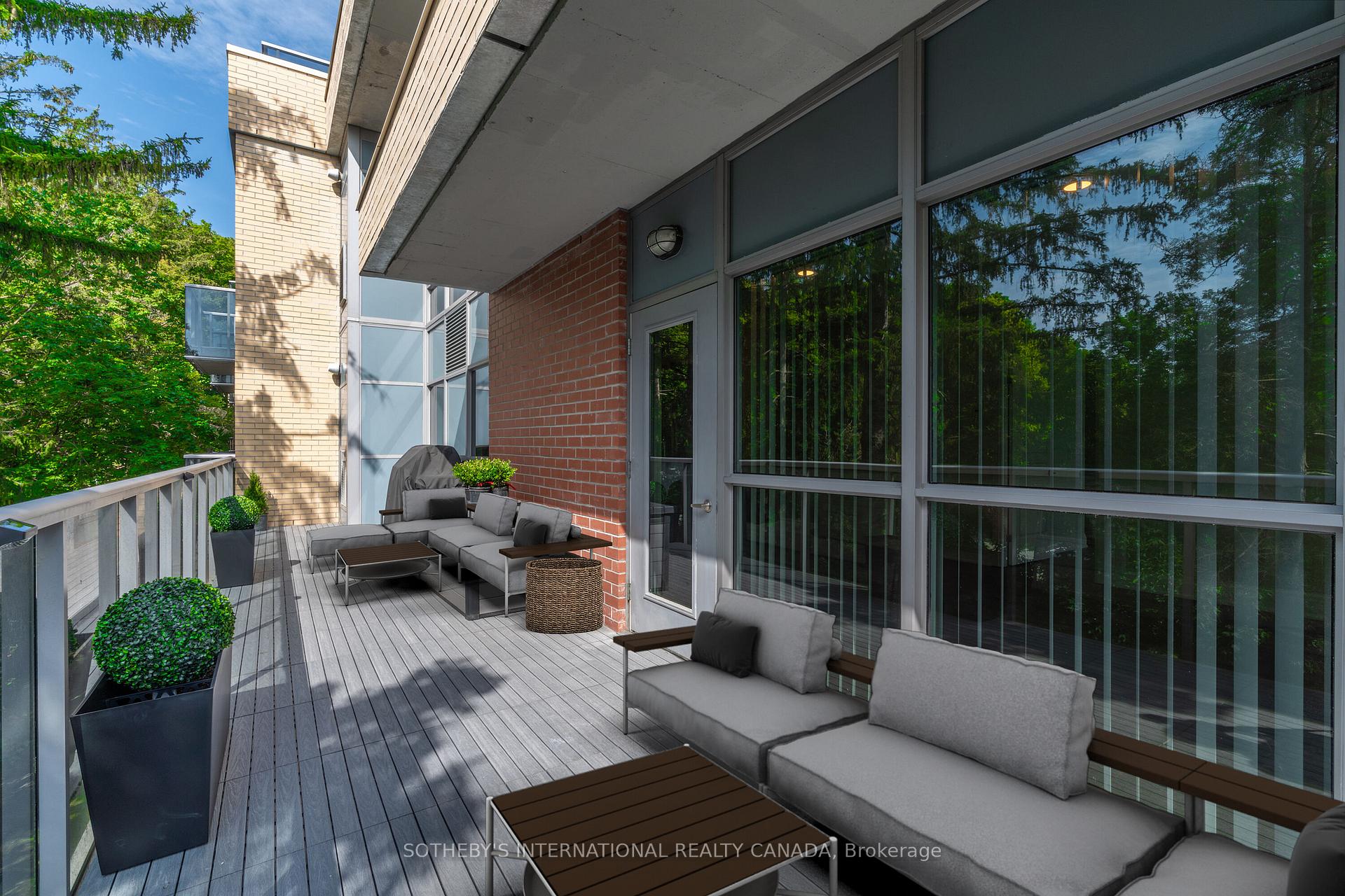 8302 Islington Avenue 302