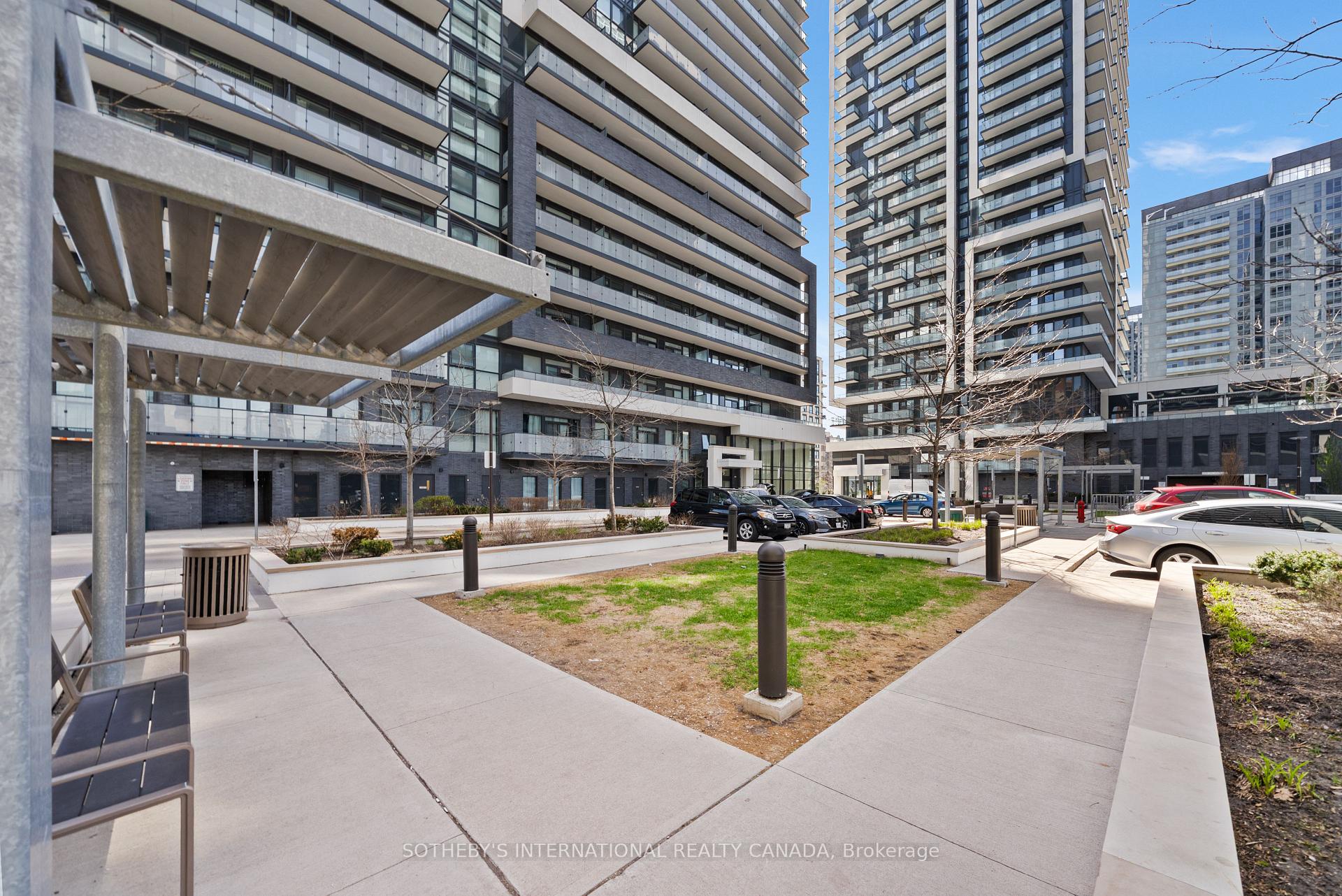 95 Oneida Crescent 2003
