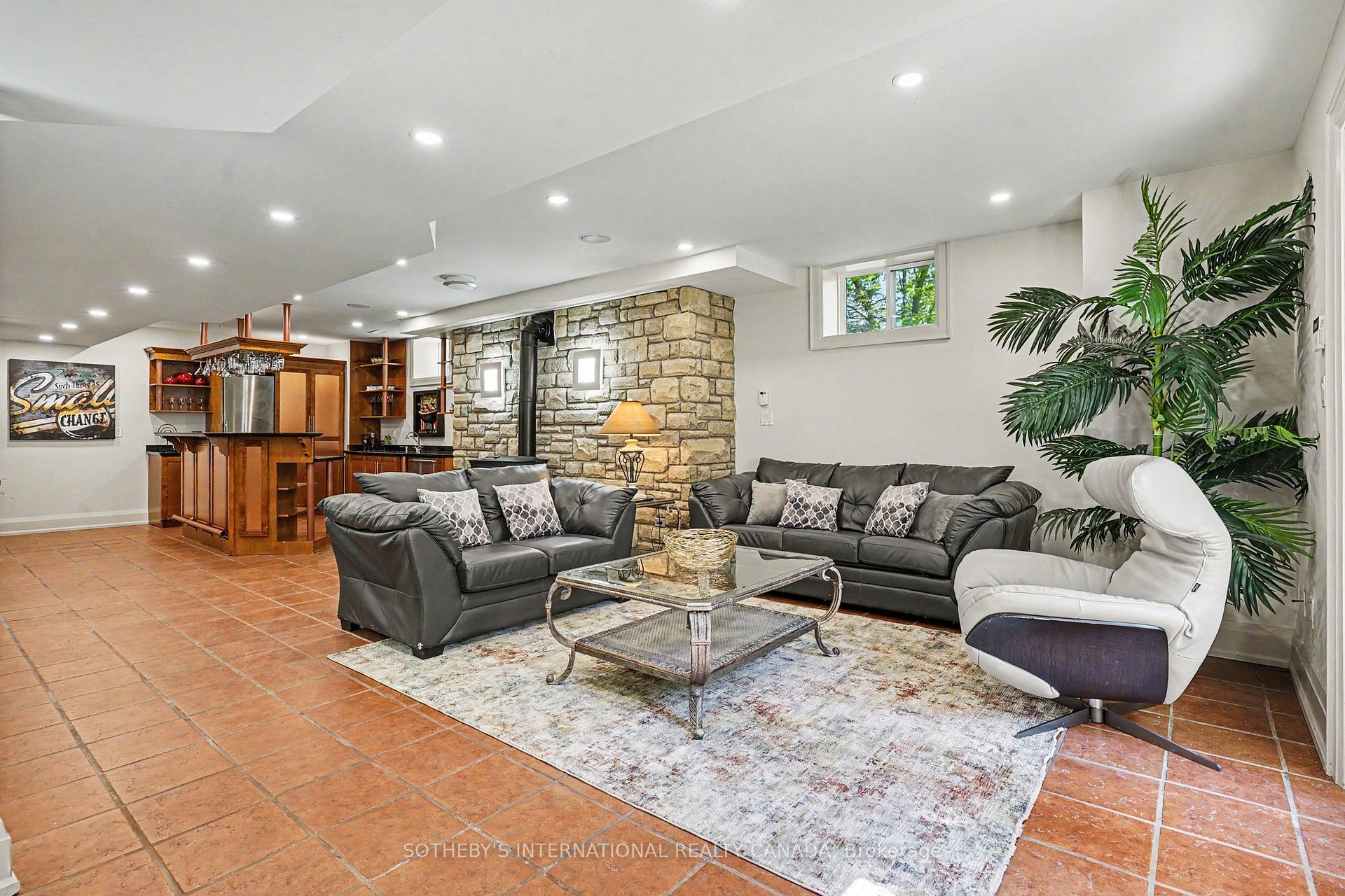 42 Prince Adam Court