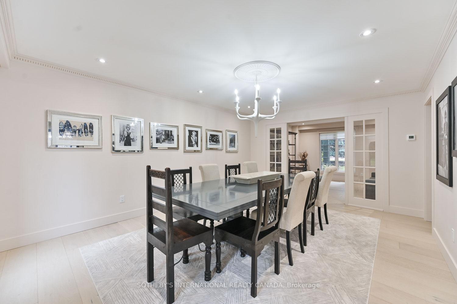 23 Hill Farm Road