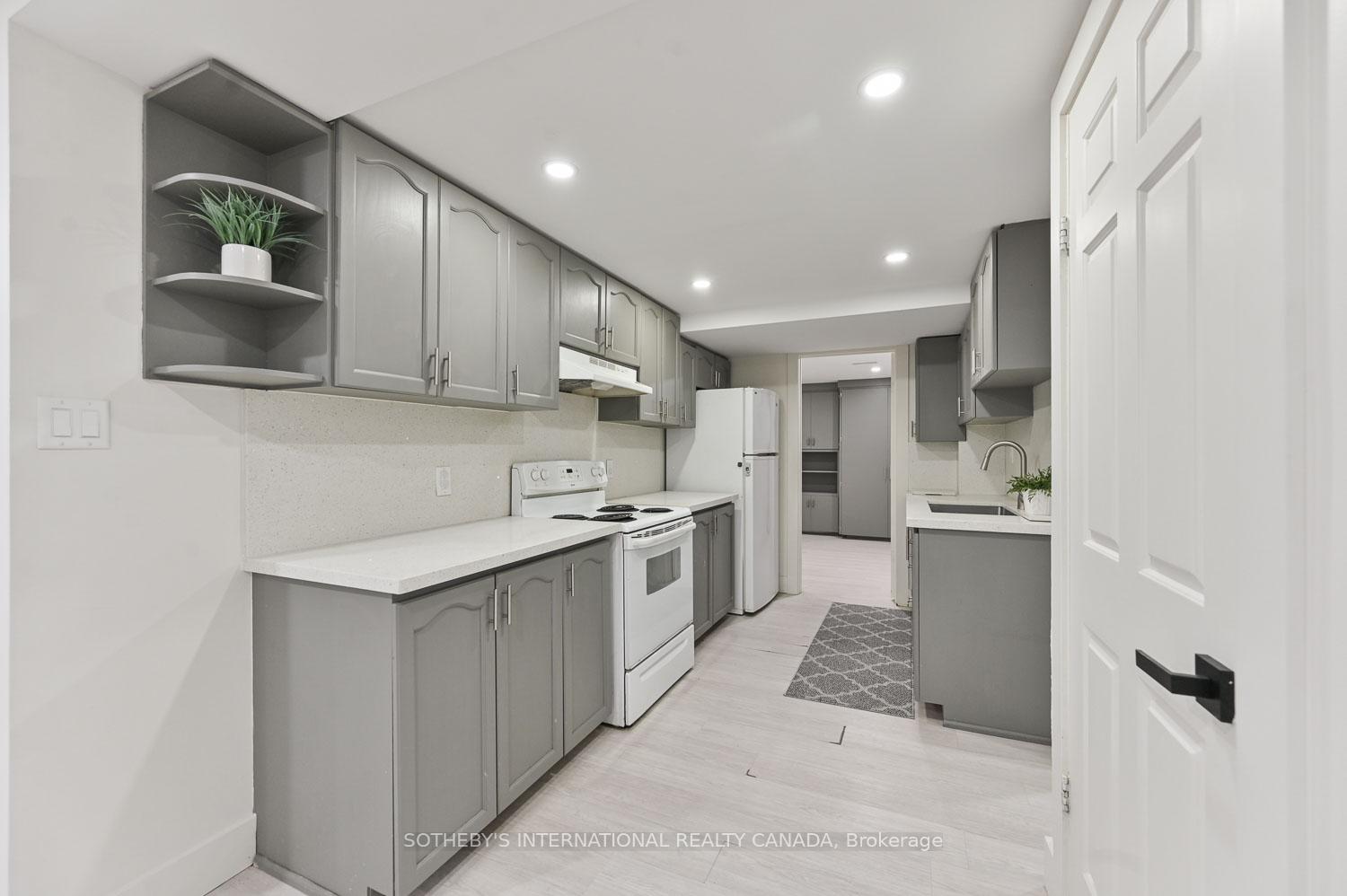 23 Hill Farm Road