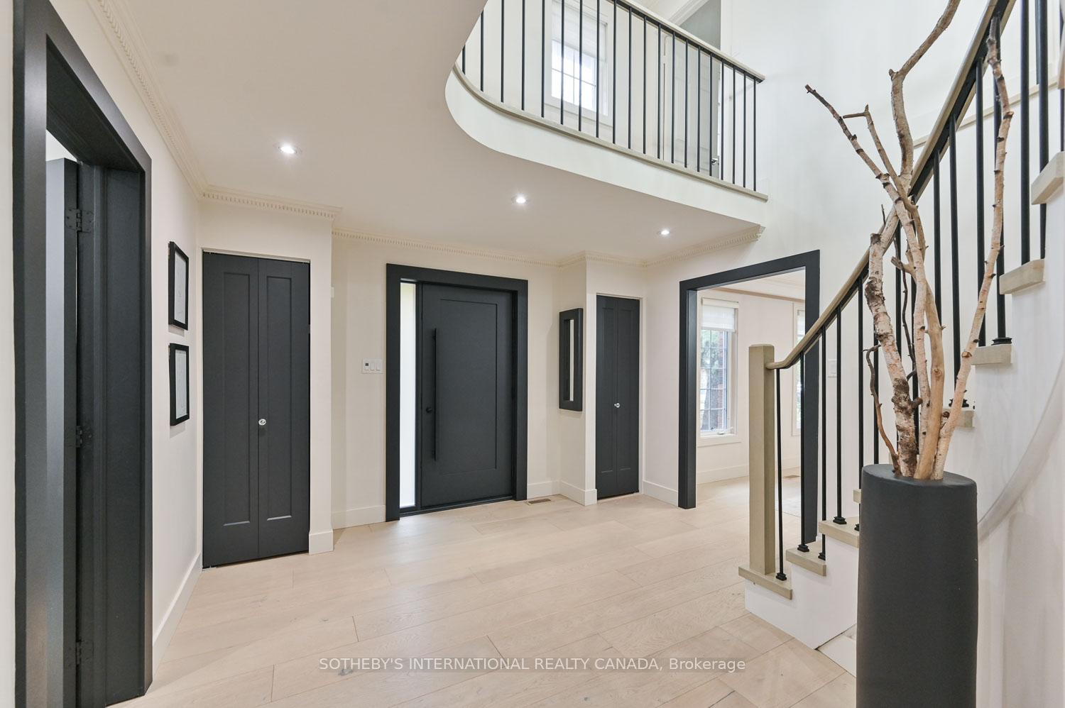 23 Hill Farm Road
