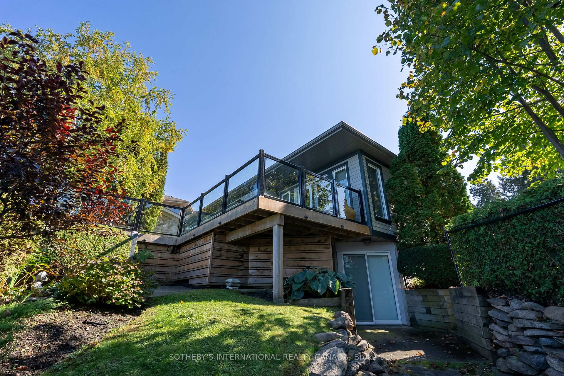 170 Hedge Road