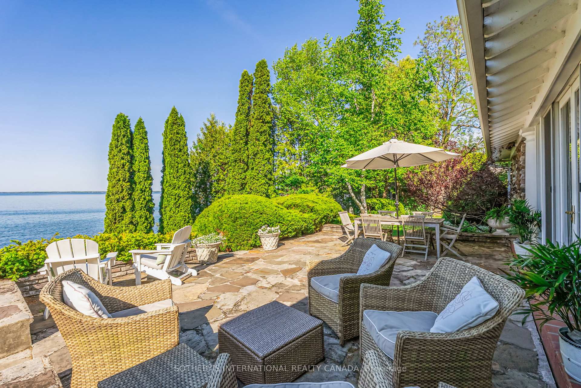 30 Hedge Road