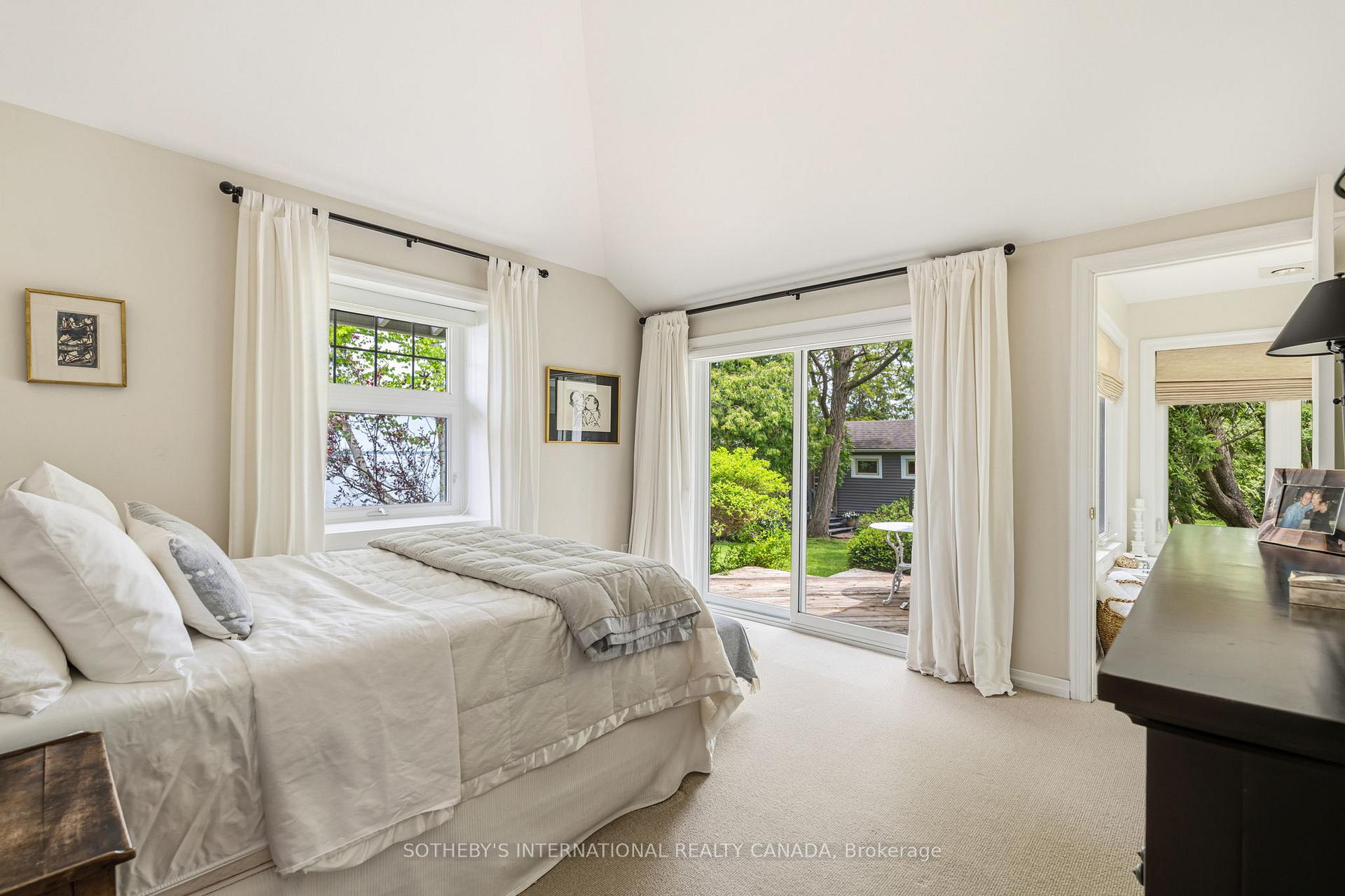 30 Hedge Road