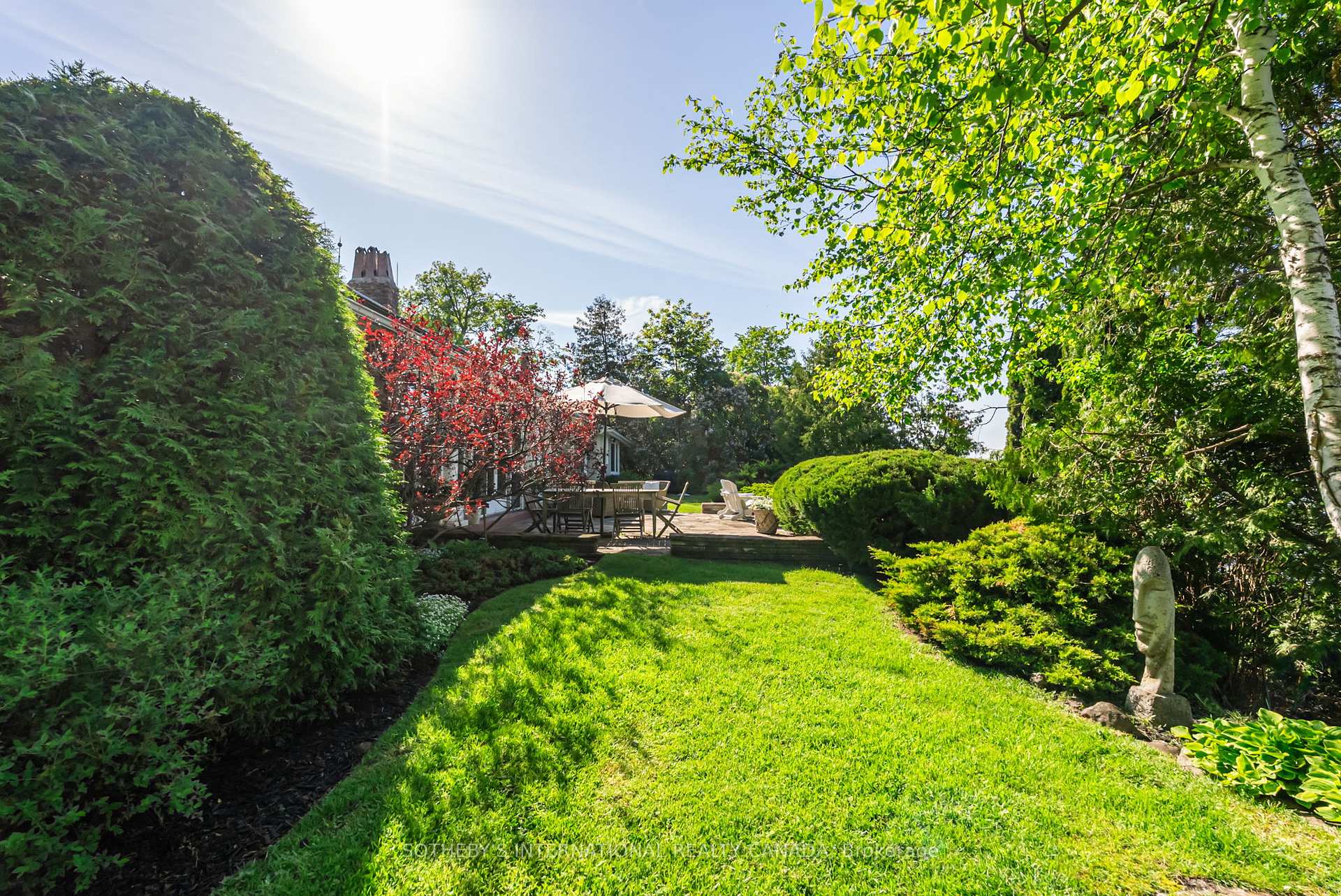 30 Hedge Road
