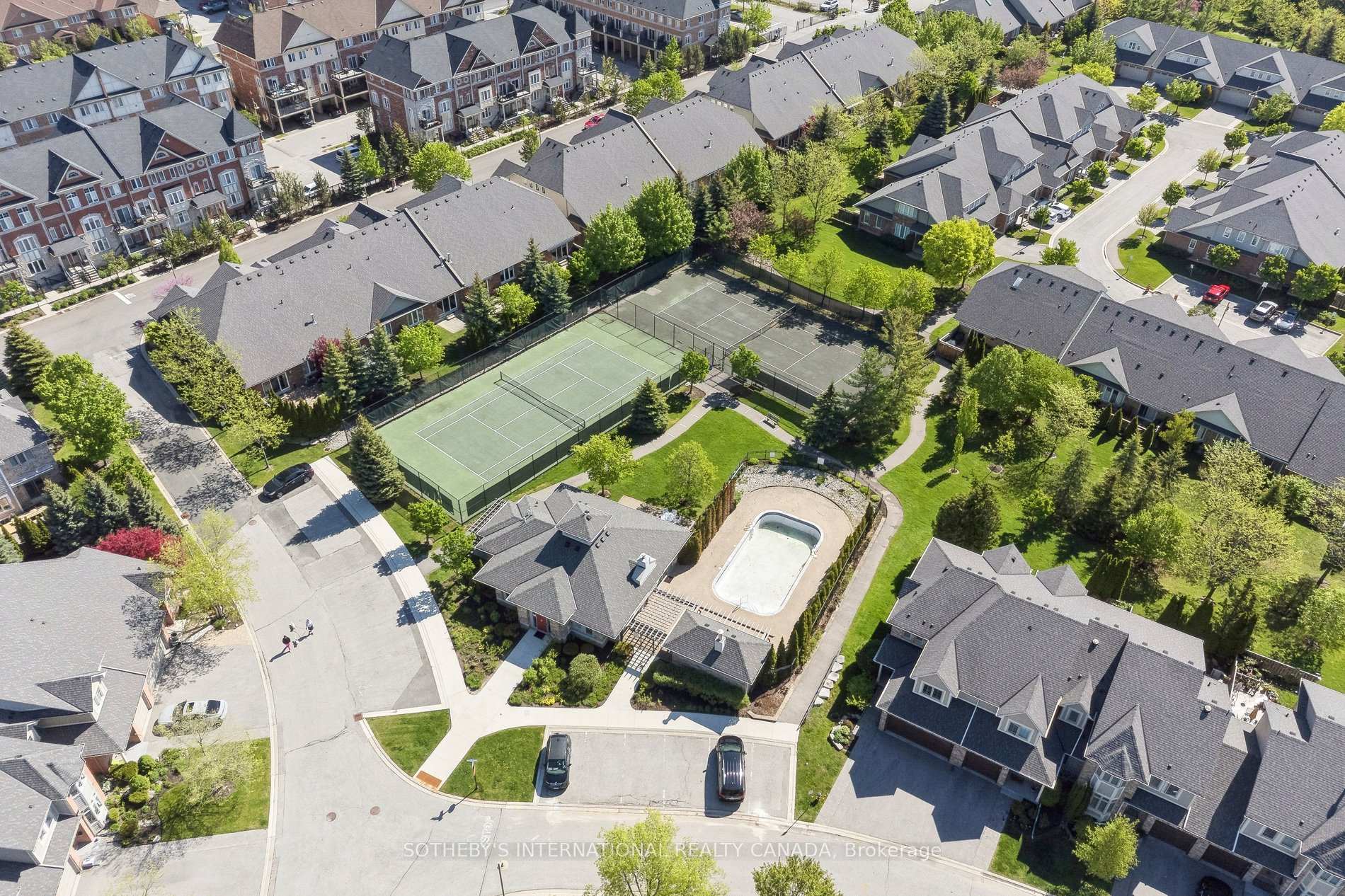 10 Belle Terre Way