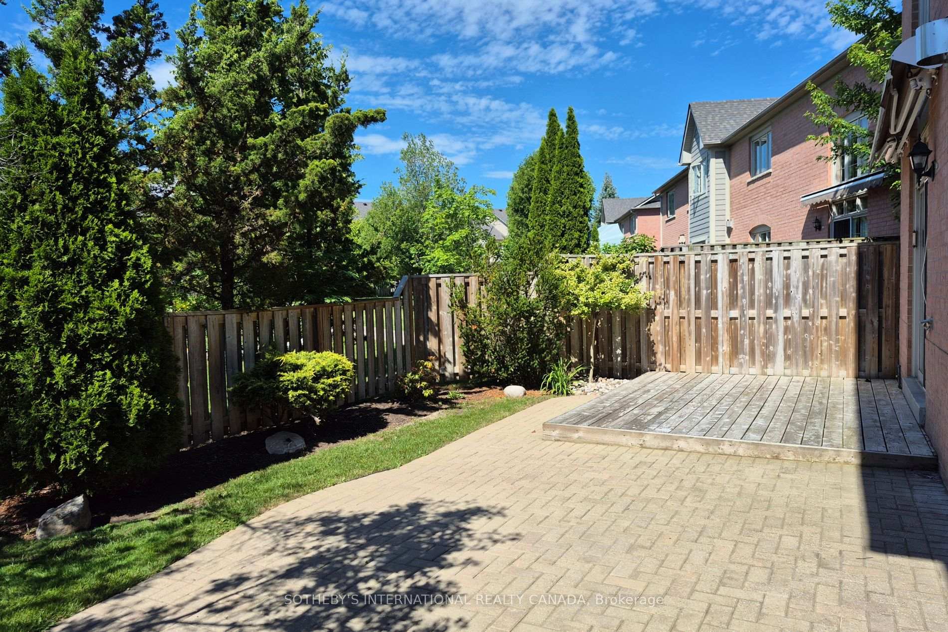 10 Belle Terre Way