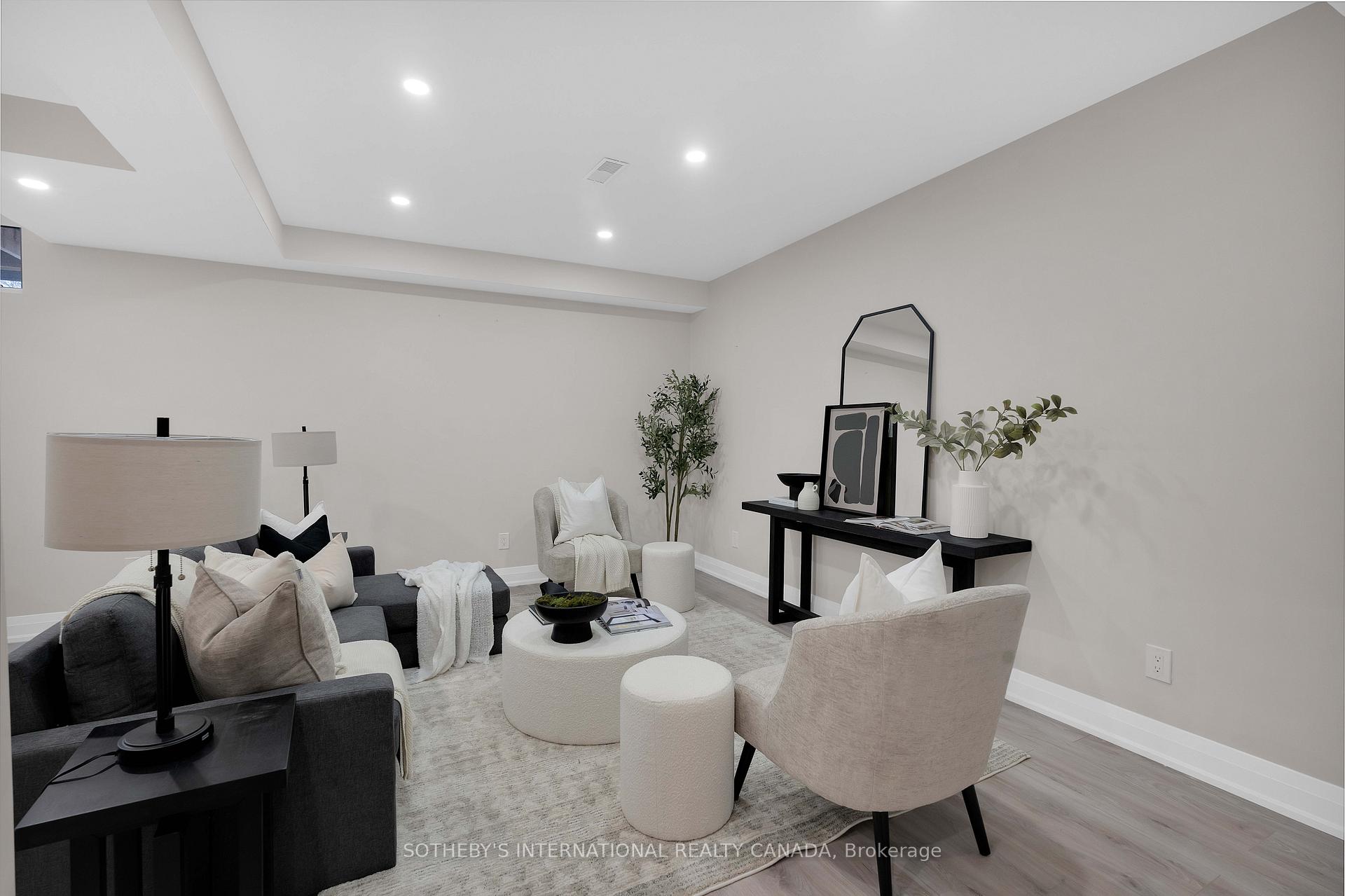 15 Wenderly Drive