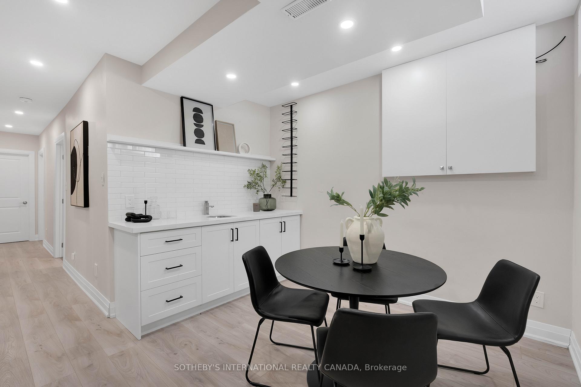 15 Wenderly Drive