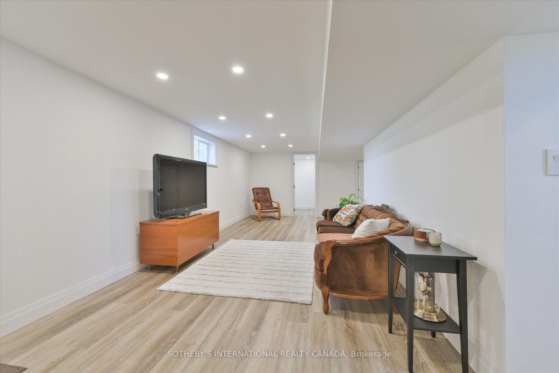 1110 Graham Side Road