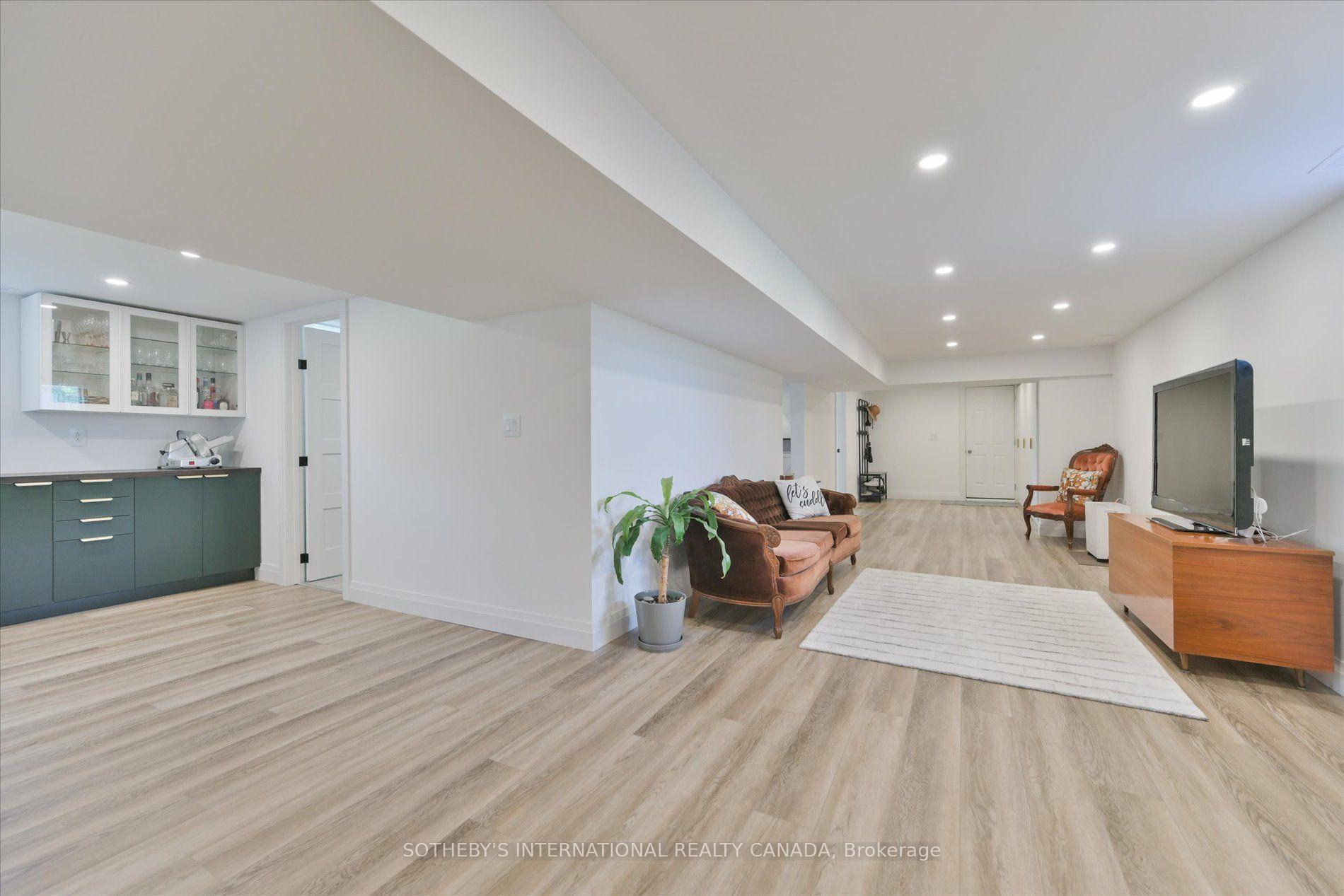 1110 Graham Side Road