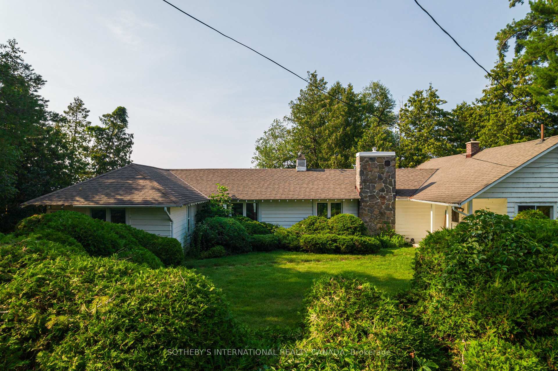 104 Hedge Road