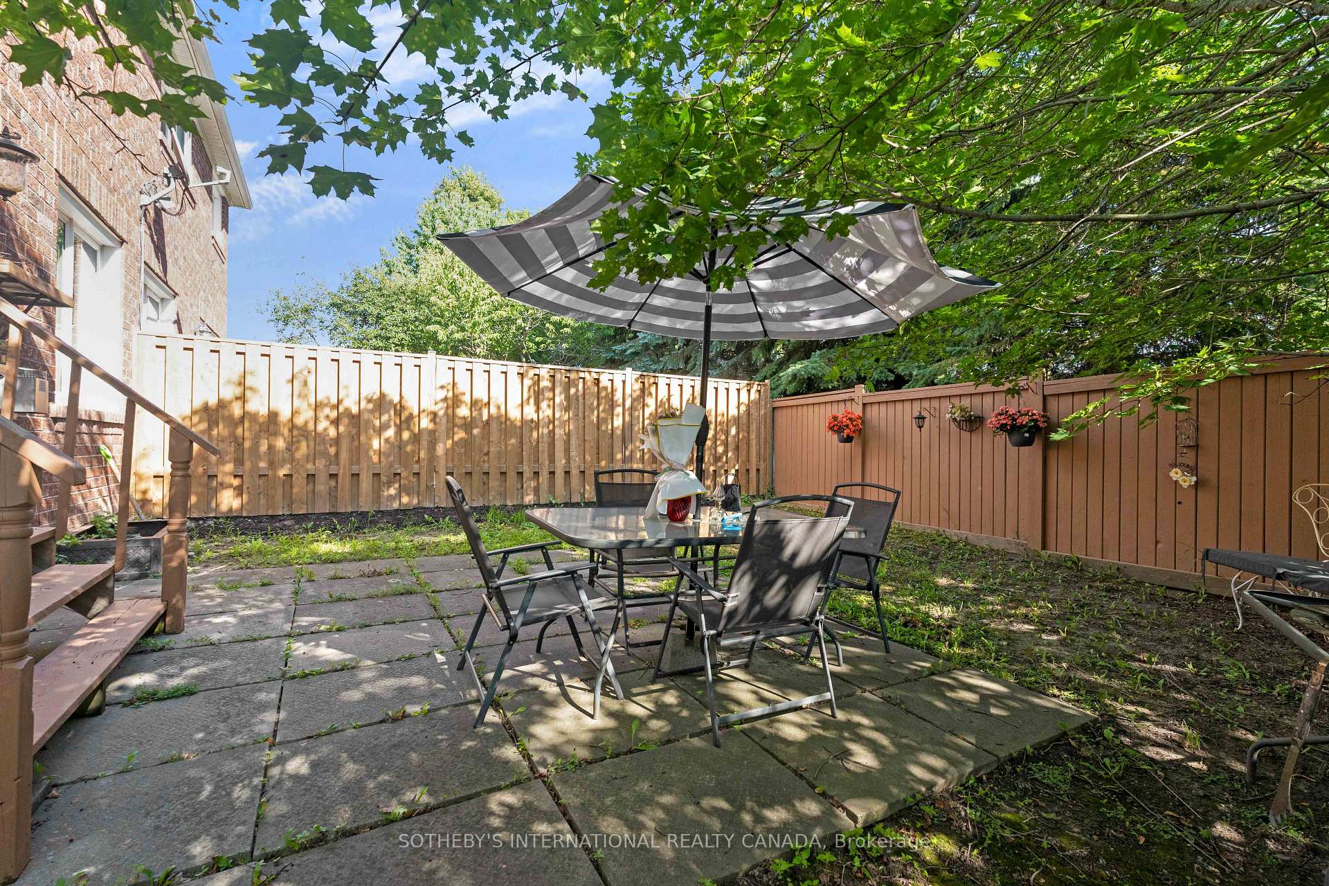 406 Pinnacle Trail