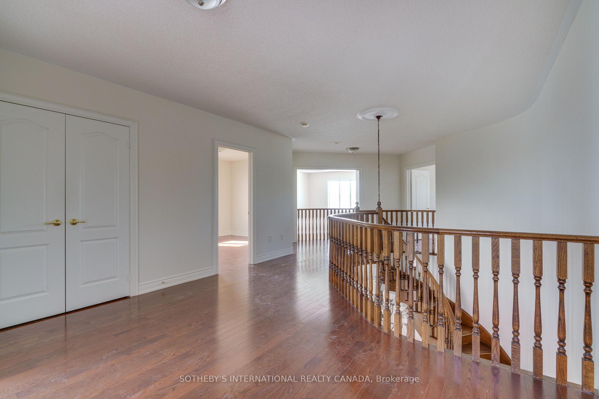 186 Weaver Court