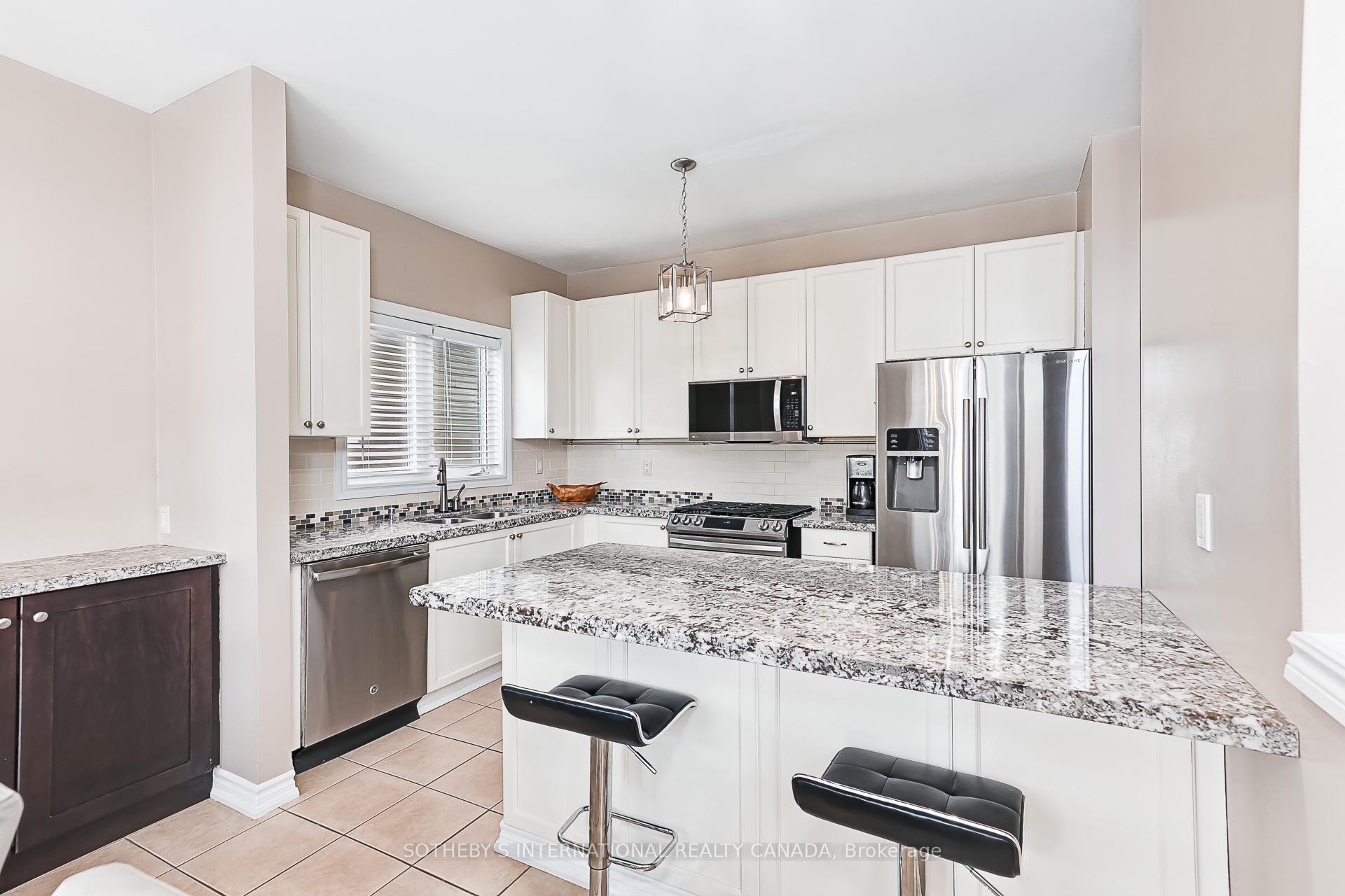 9 Waterpond Place NE