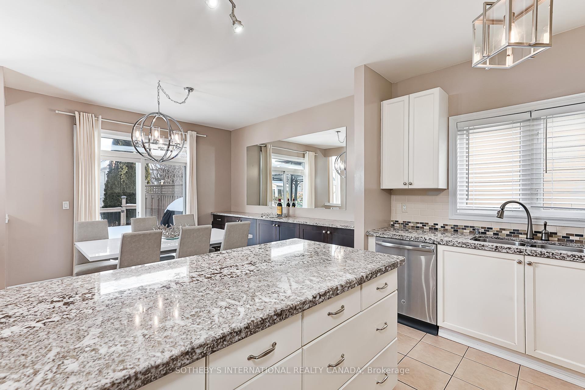 9 Waterpond Place NE