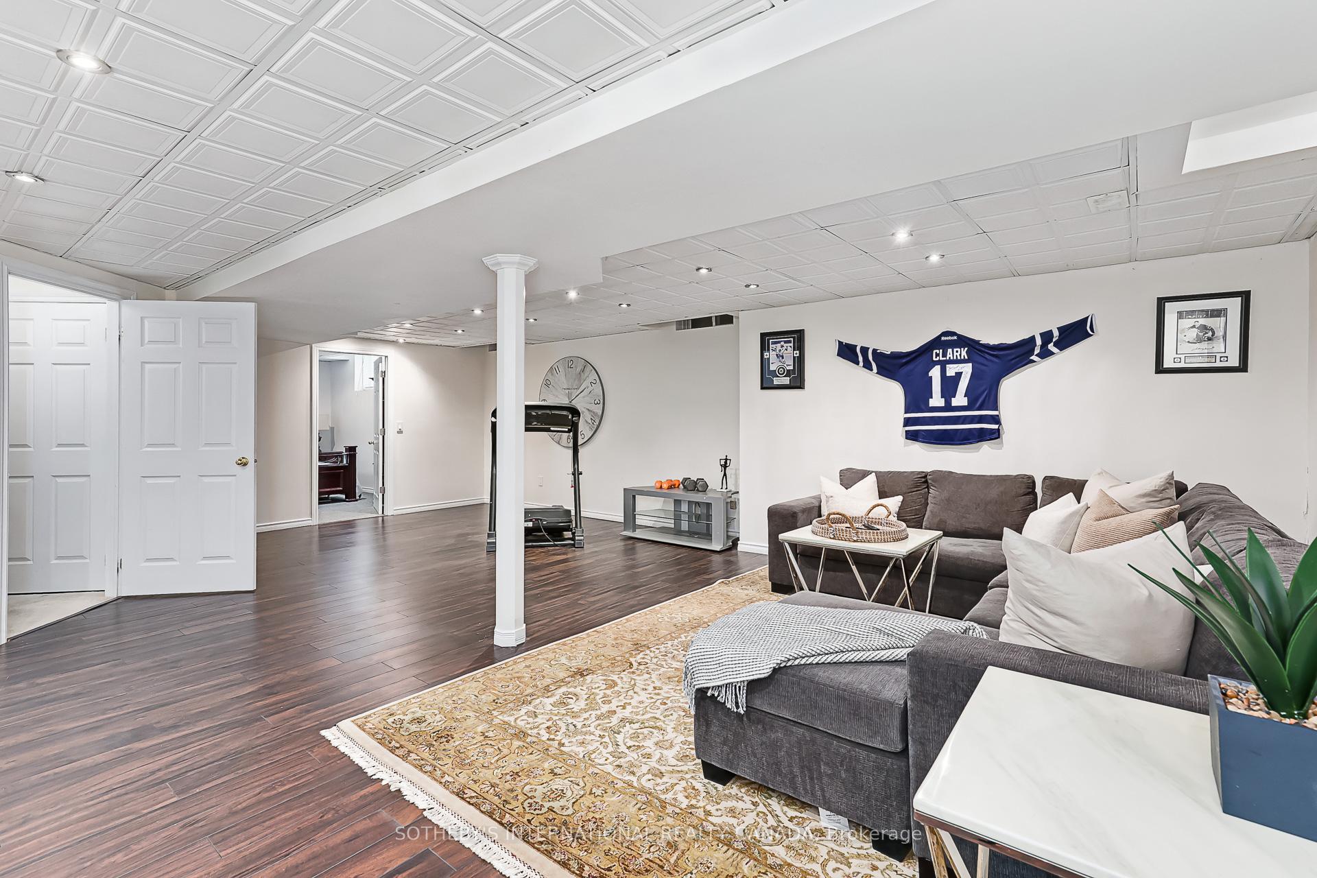 9 Waterpond Place NE