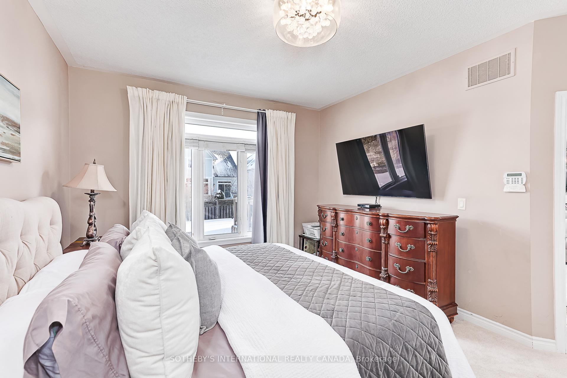 9 Waterpond Place NE