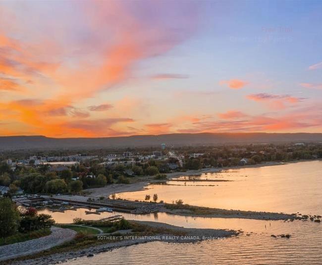 9 Waterpond Place NE