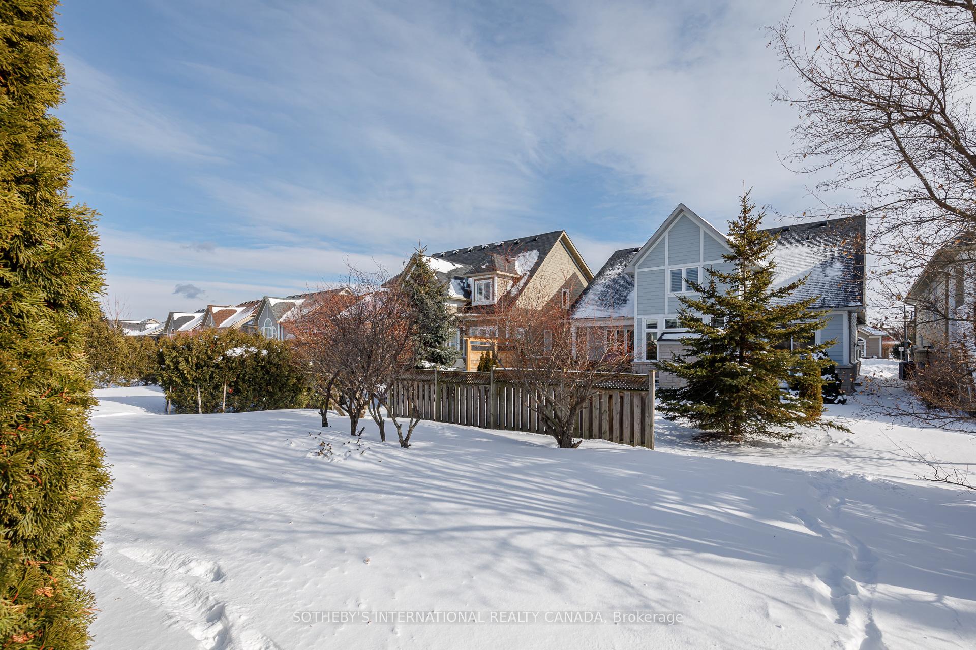 9 Waterpond Place NE