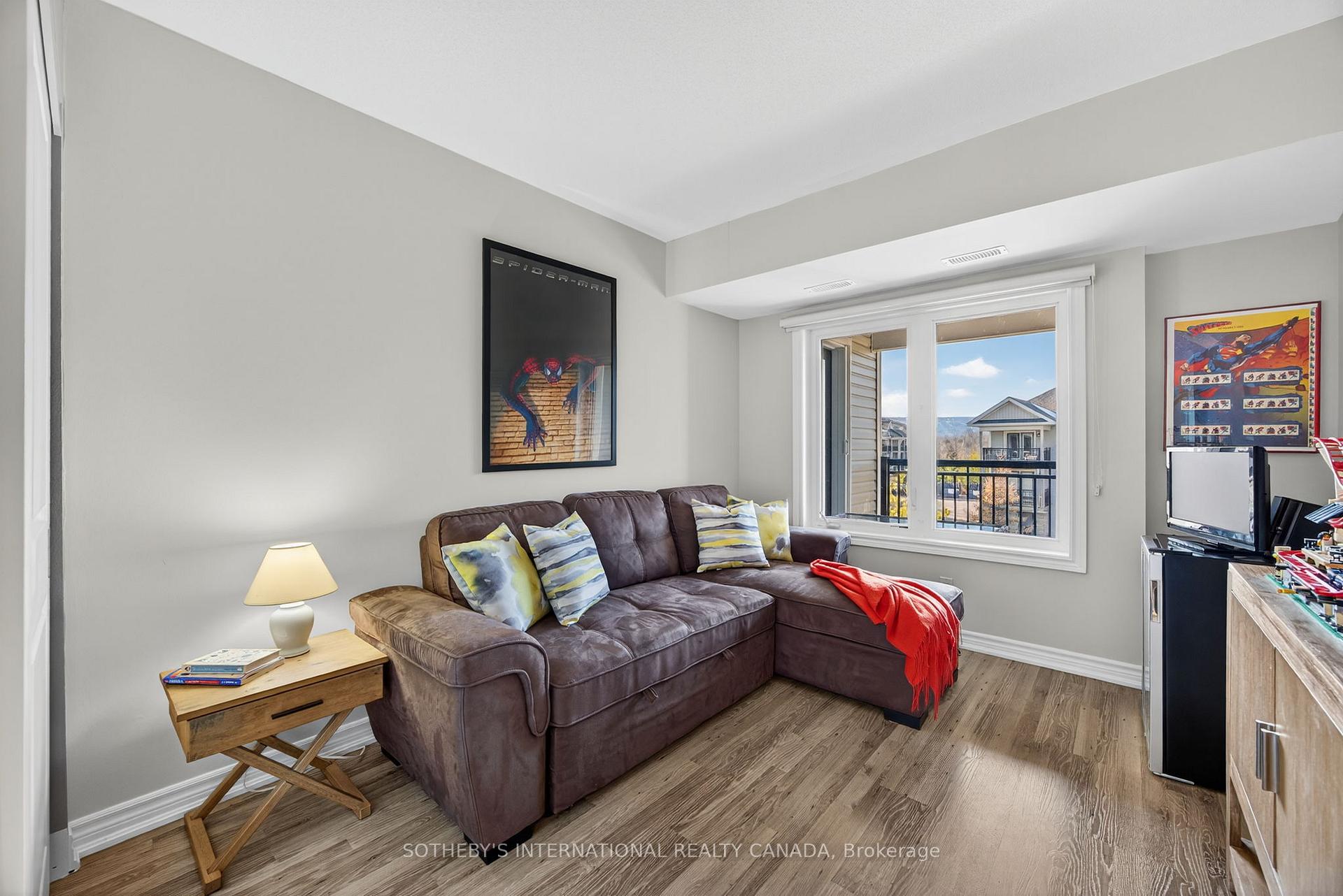 4 Cove Court 307