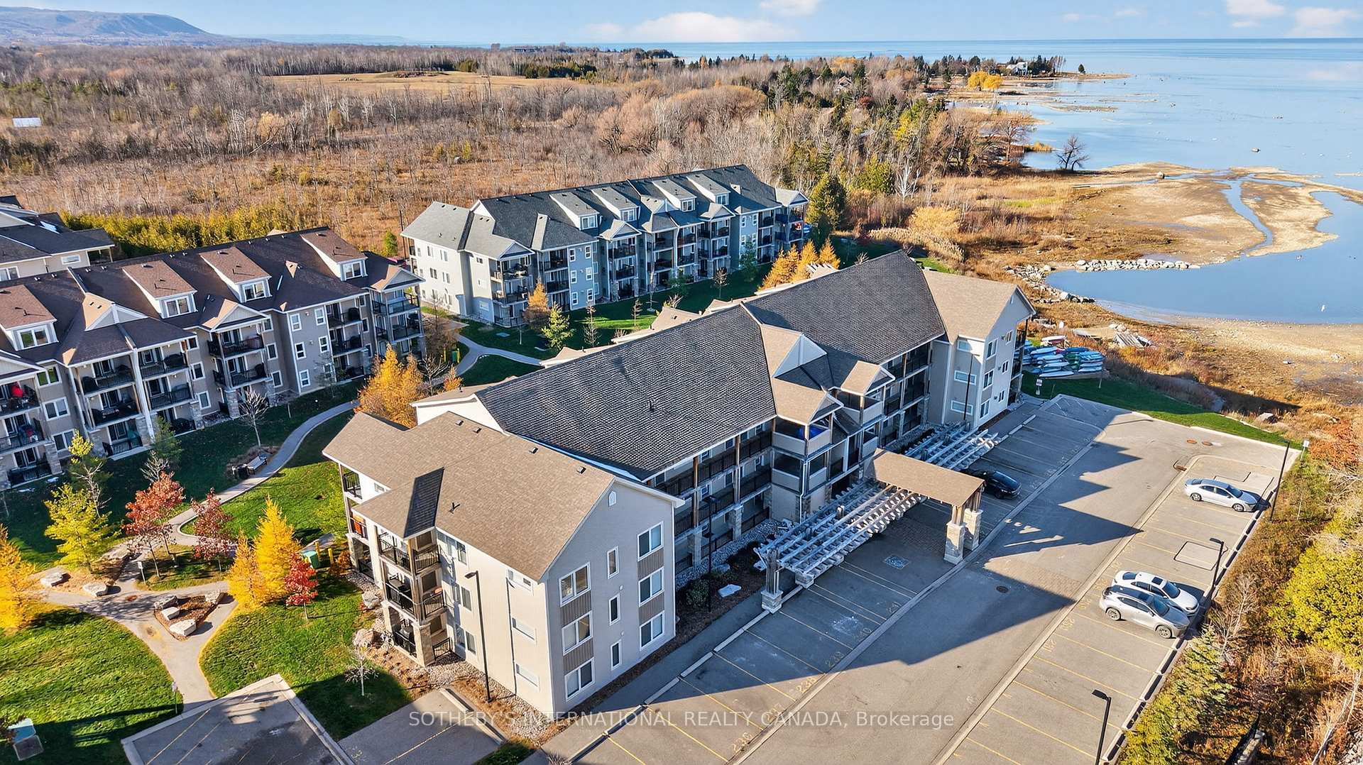4 Cove Court 307