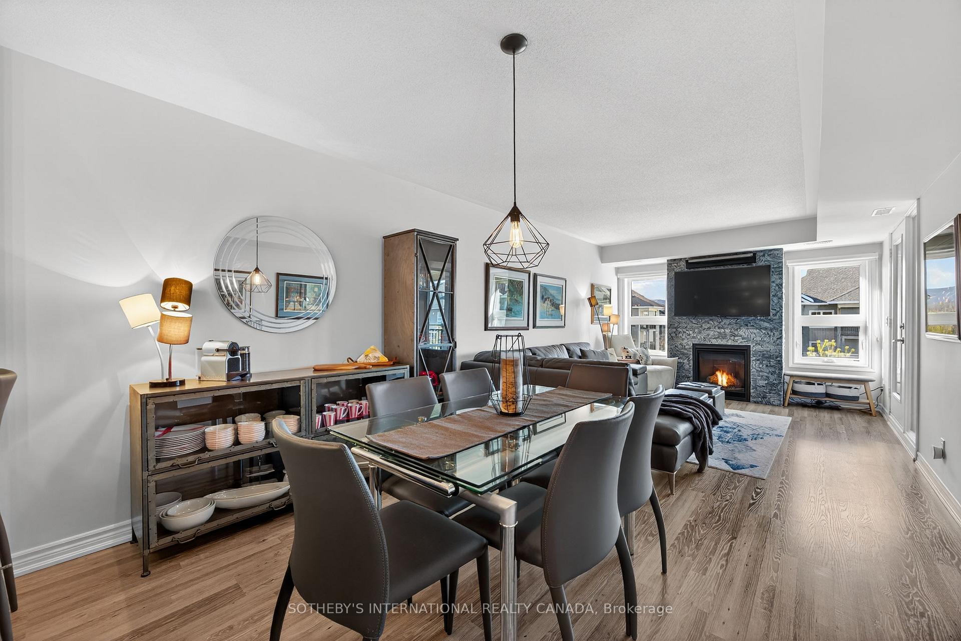 4 Cove Court 307
